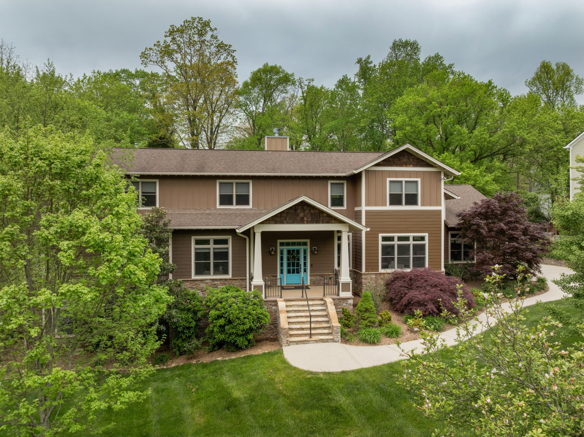 714 Berry Spring Path Property Photo 1