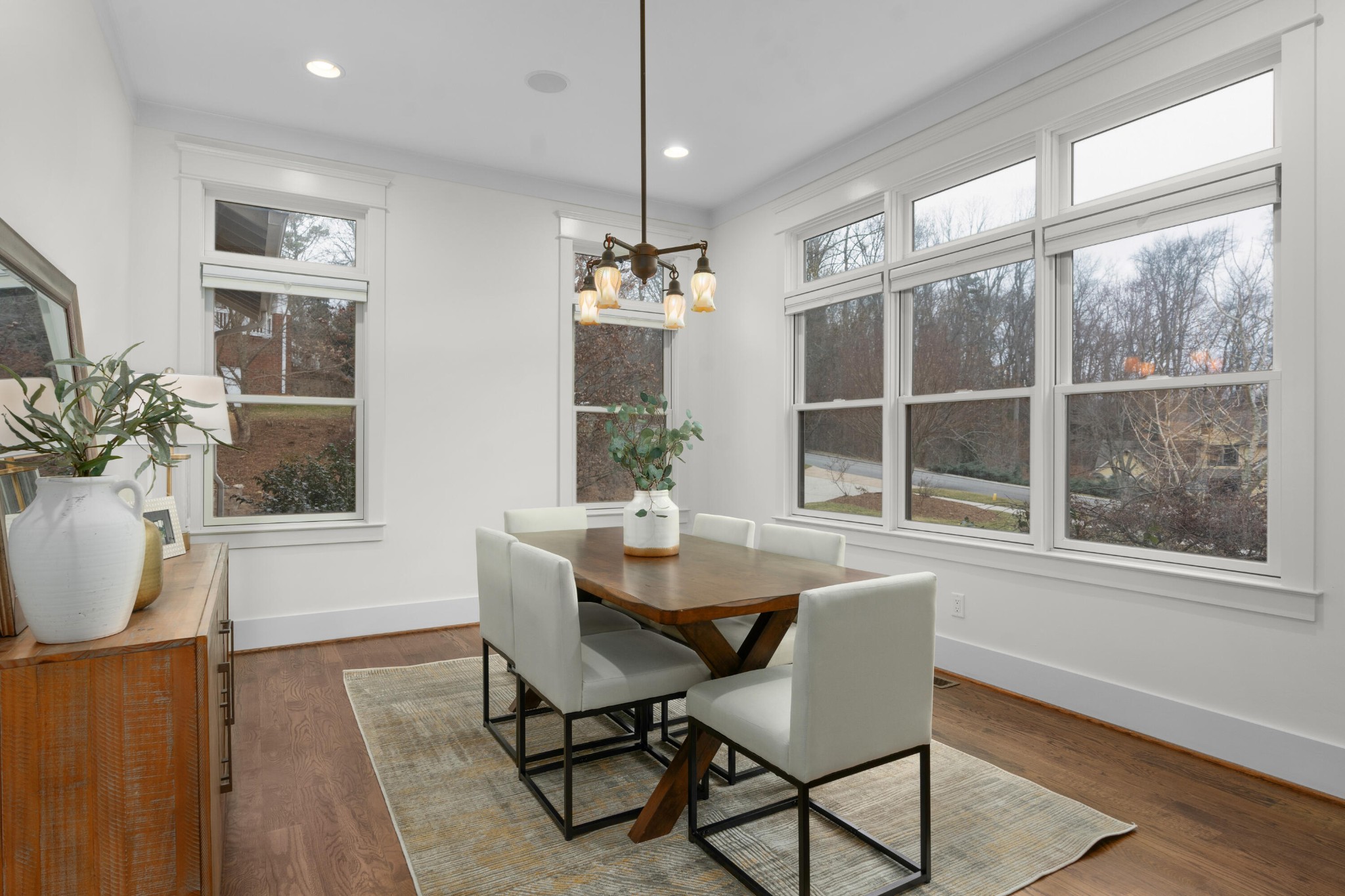 714 Berry Spring Path Property Photo 16