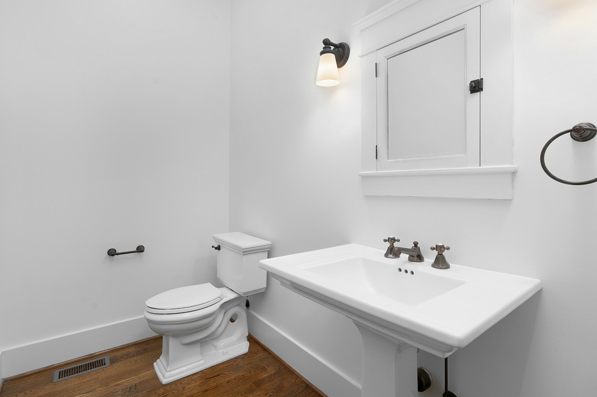 714 Berry Spring Path Property Photo 29