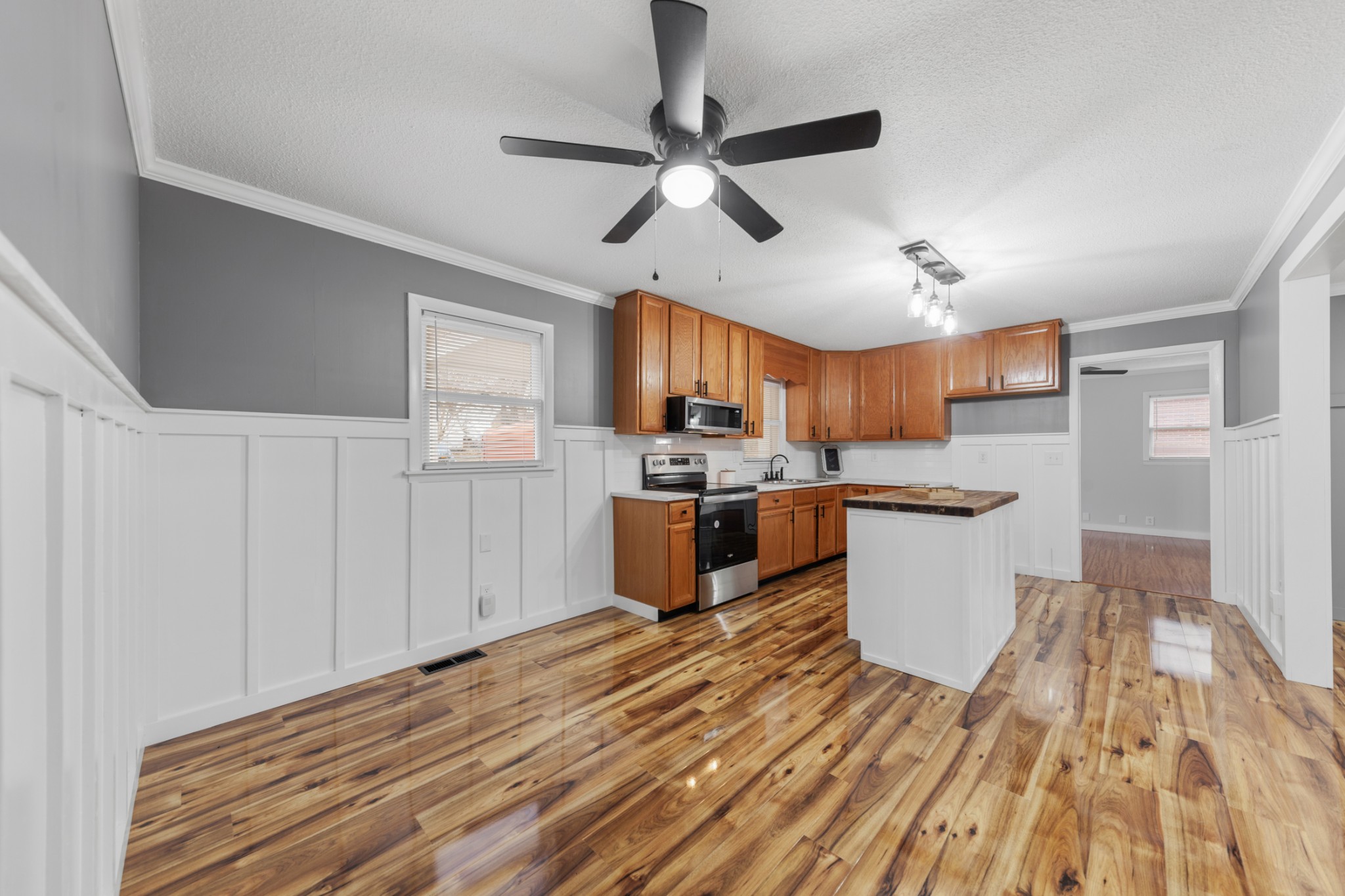 610 Forrest St Property Photo 14