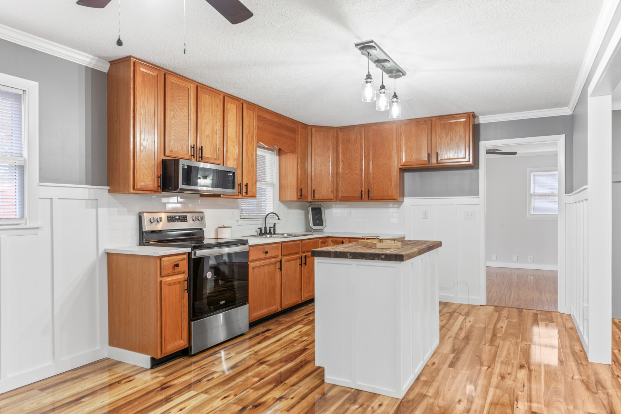 610 Forrest St Property Photo 15