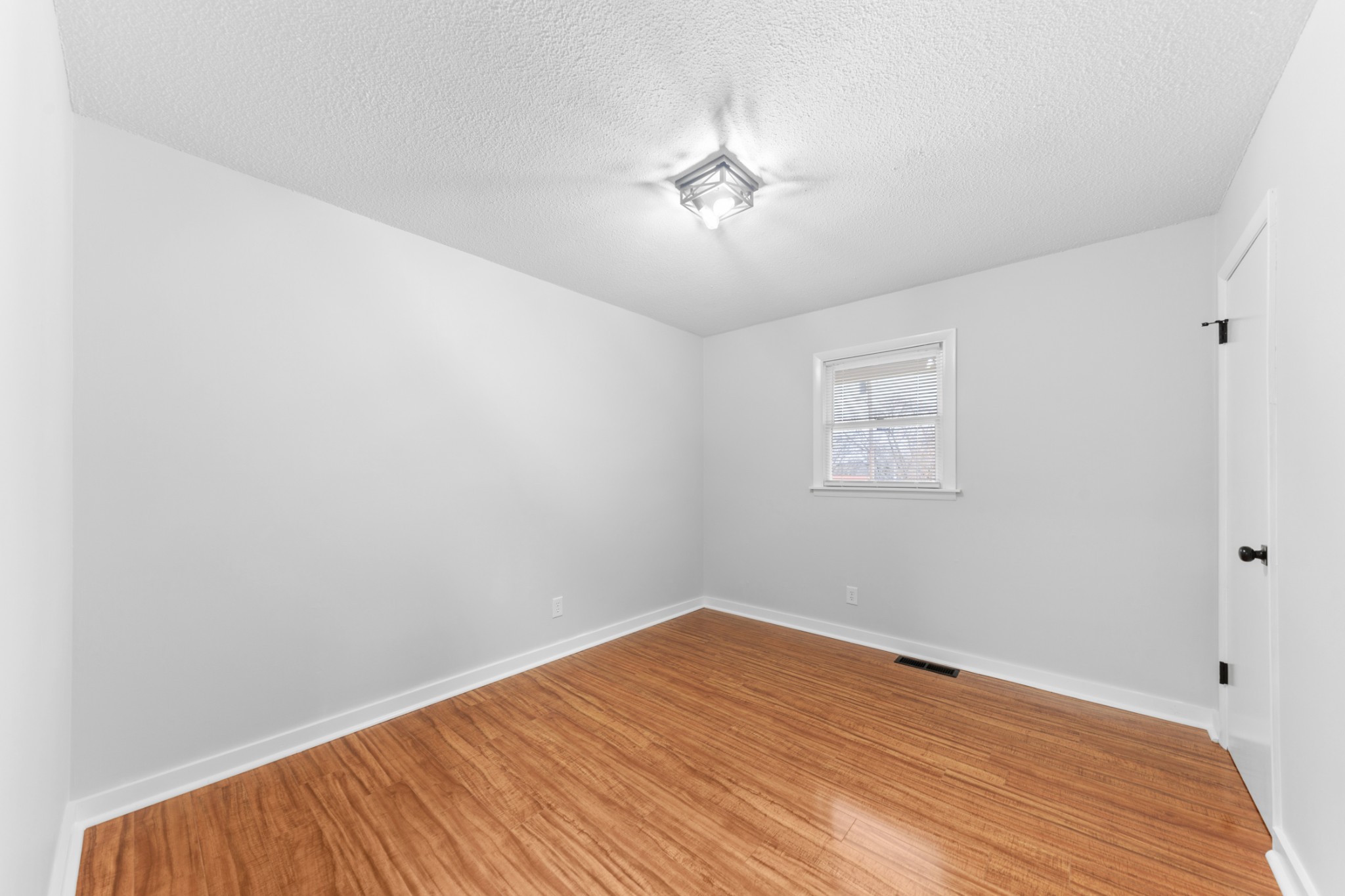 610 Forrest St Property Photo 28