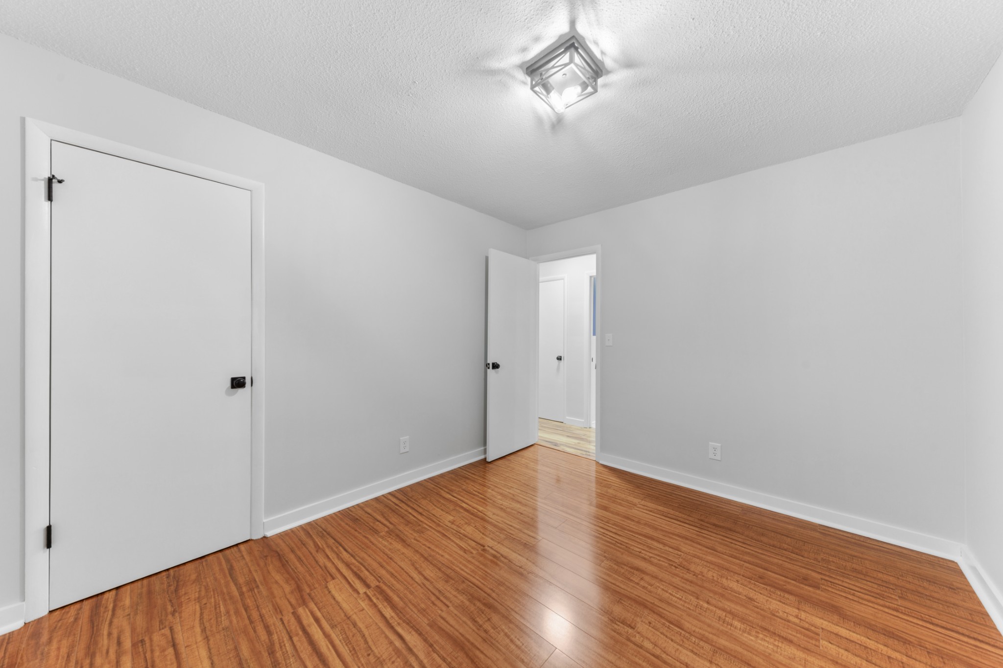 610 Forrest St Property Photo 29