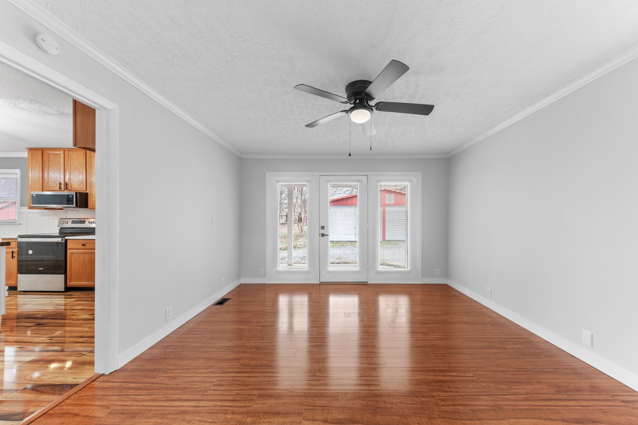 610 Forrest St Property Photo 37