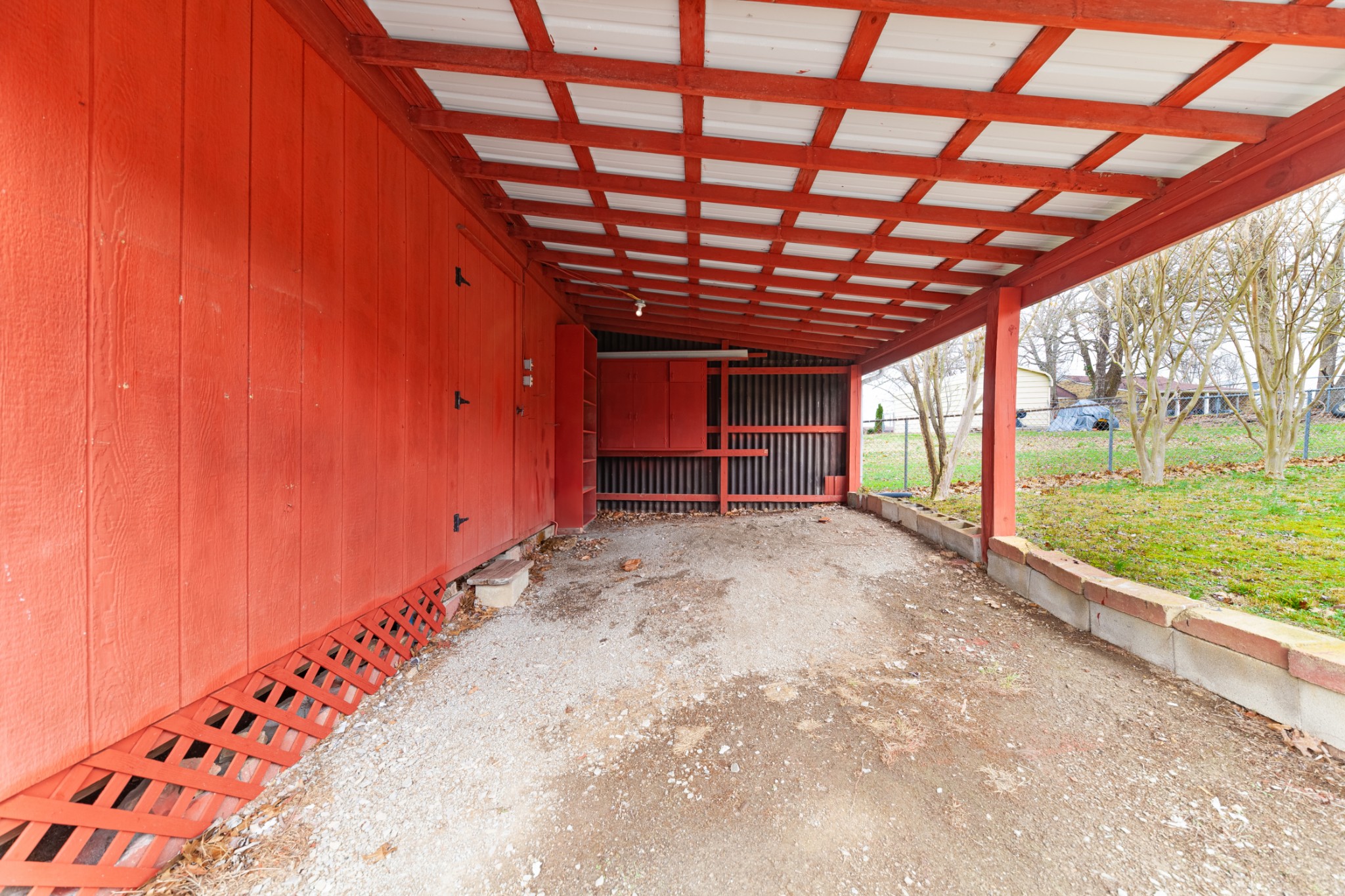 610 Forrest St Property Photo 49