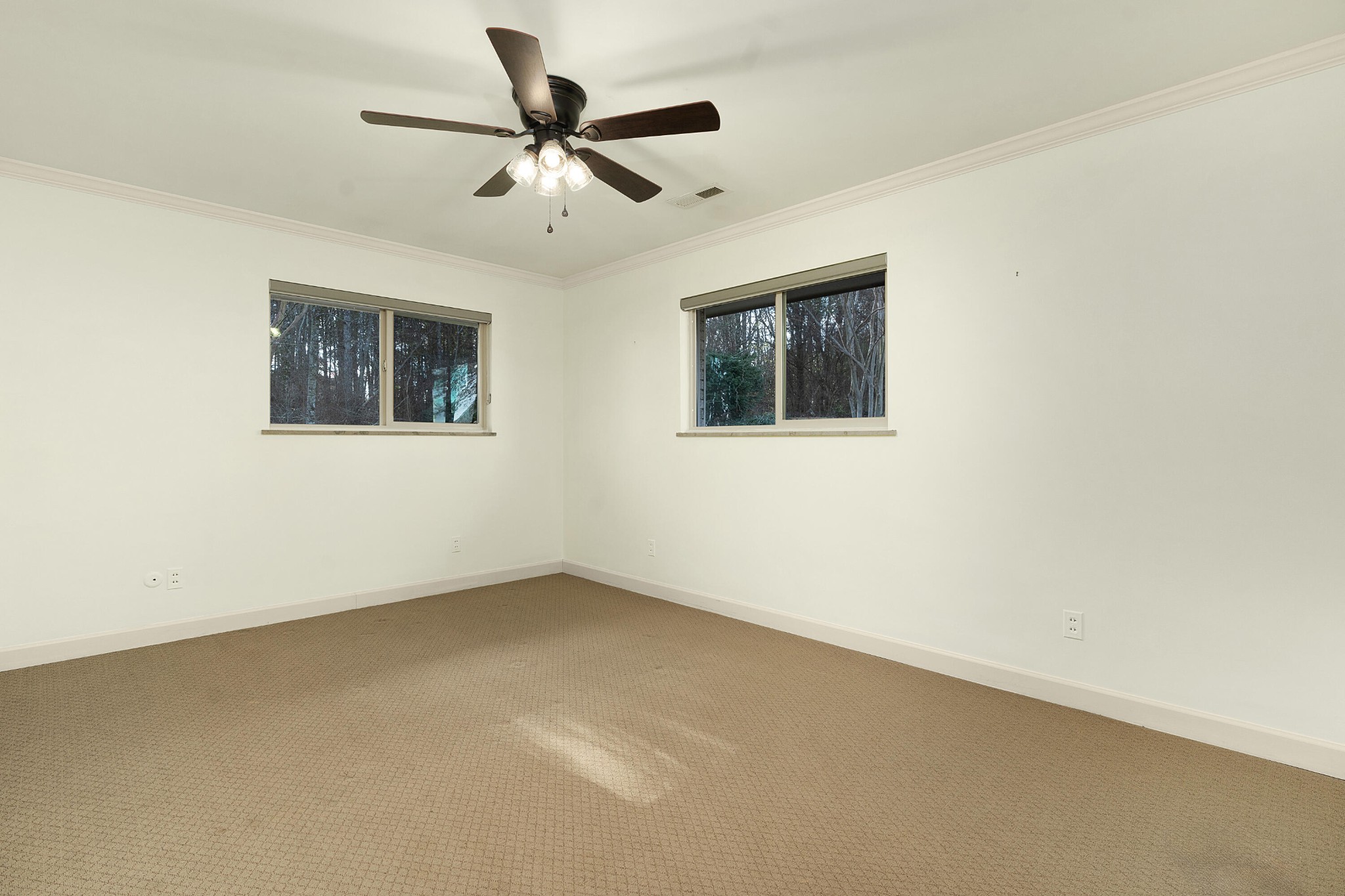 540 N Crest Court Property Photo 35