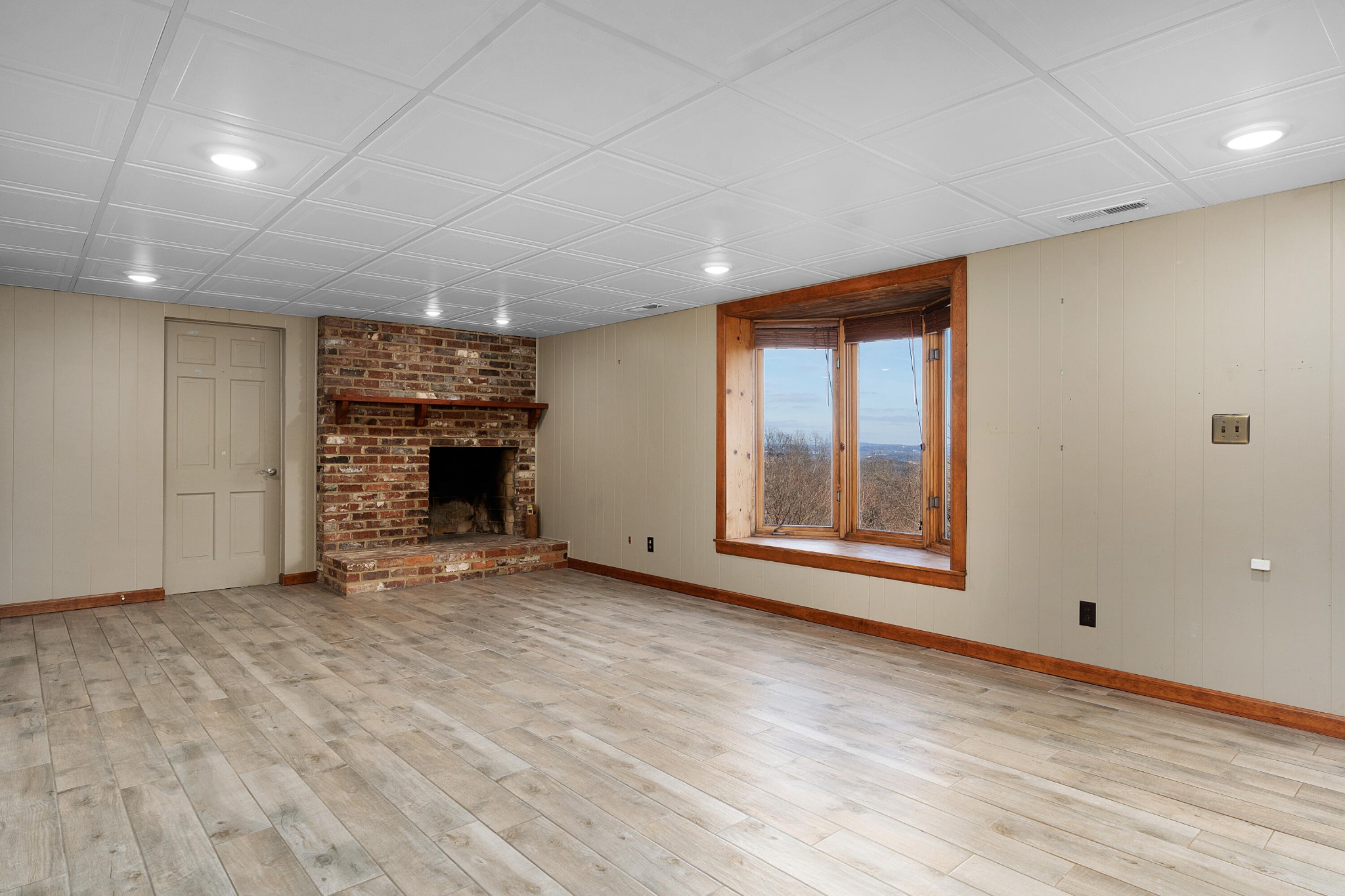 540 N Crest Court Property Photo 40