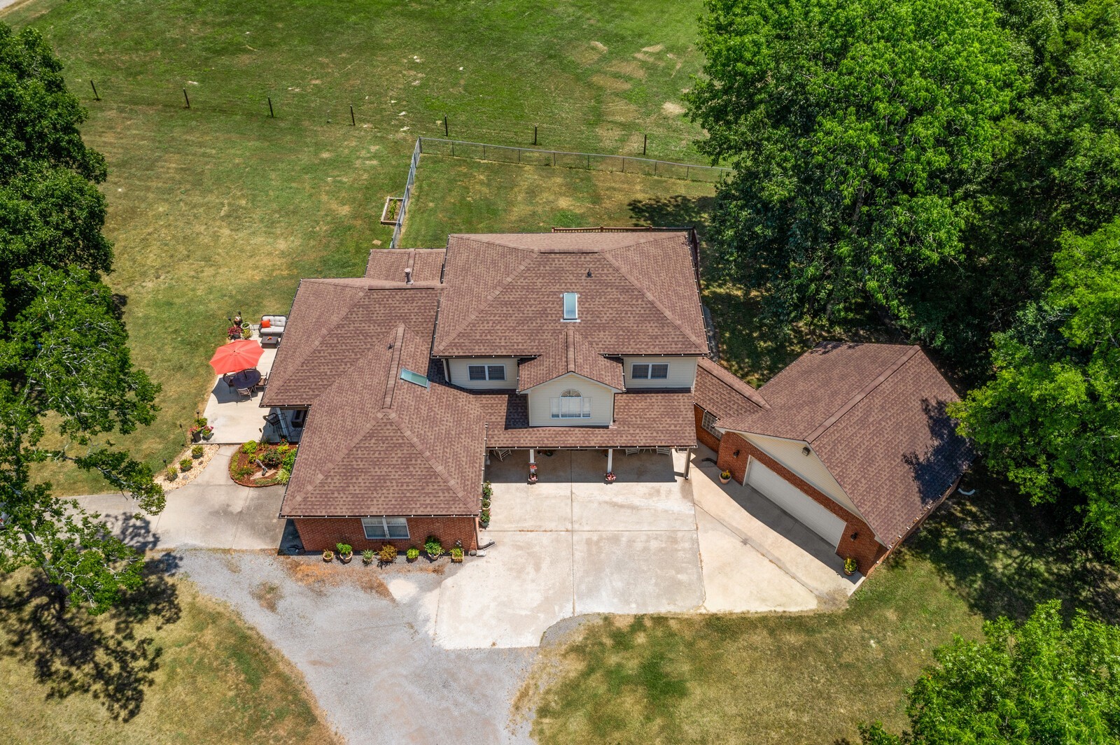 11671 Central Pike Property Photo 4