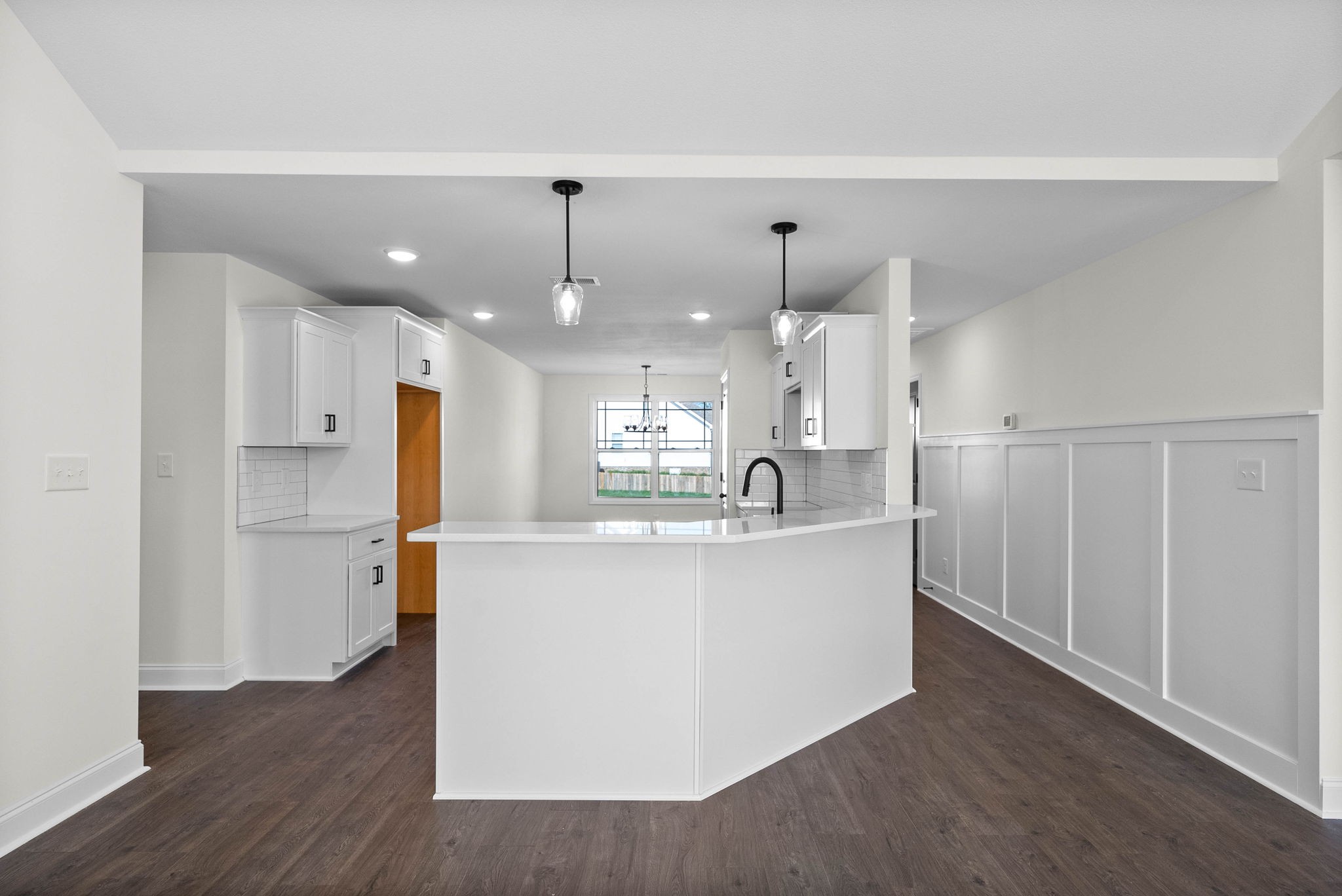 1381 Harmon Lane Property Photo 4