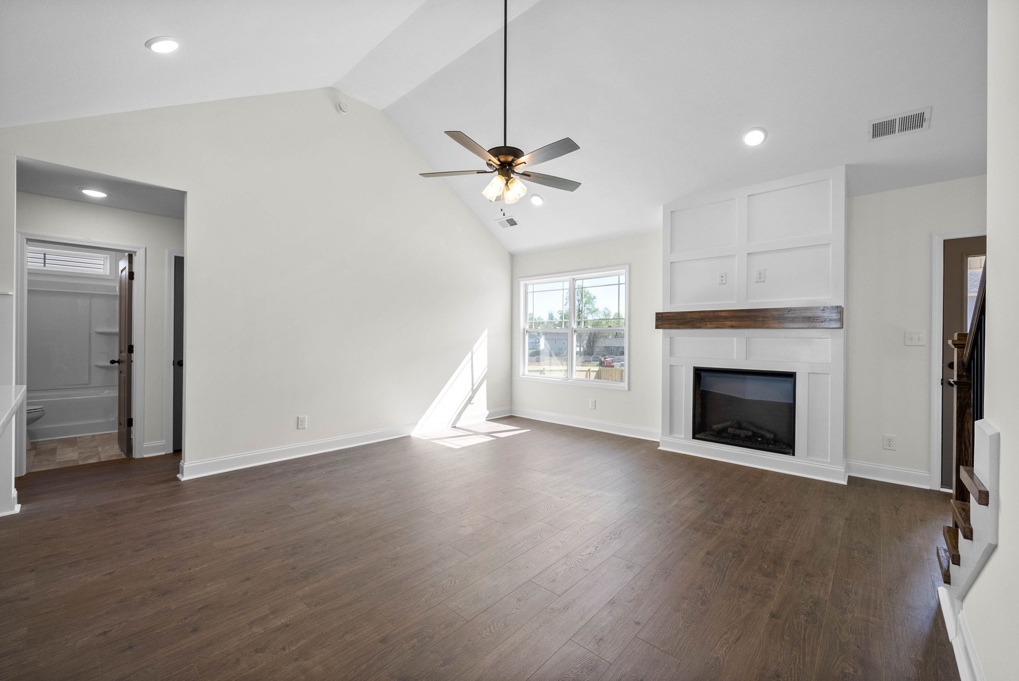 1381 Harmon Lane Property Photo 7