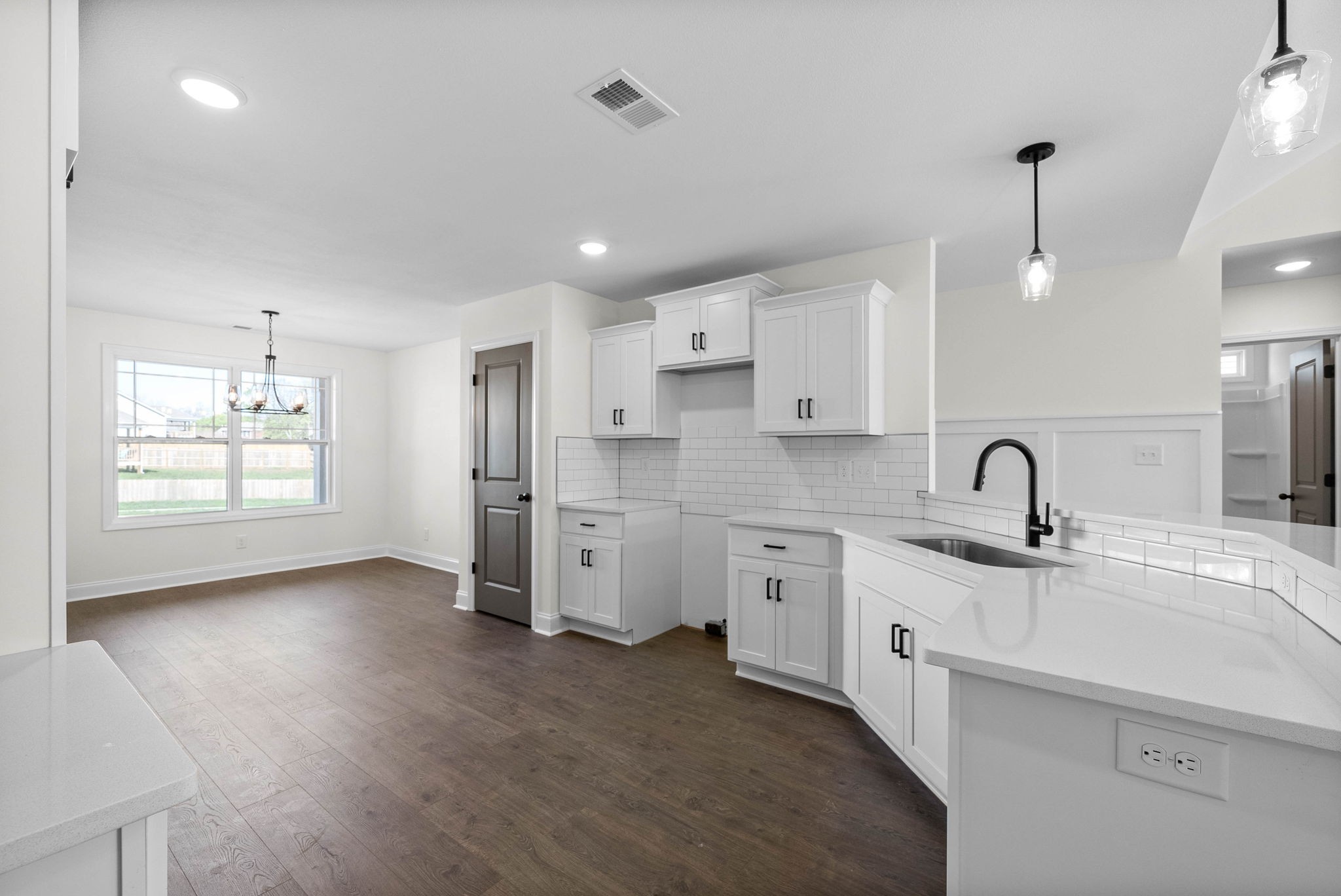 1381 Harmon Lane Property Photo 10
