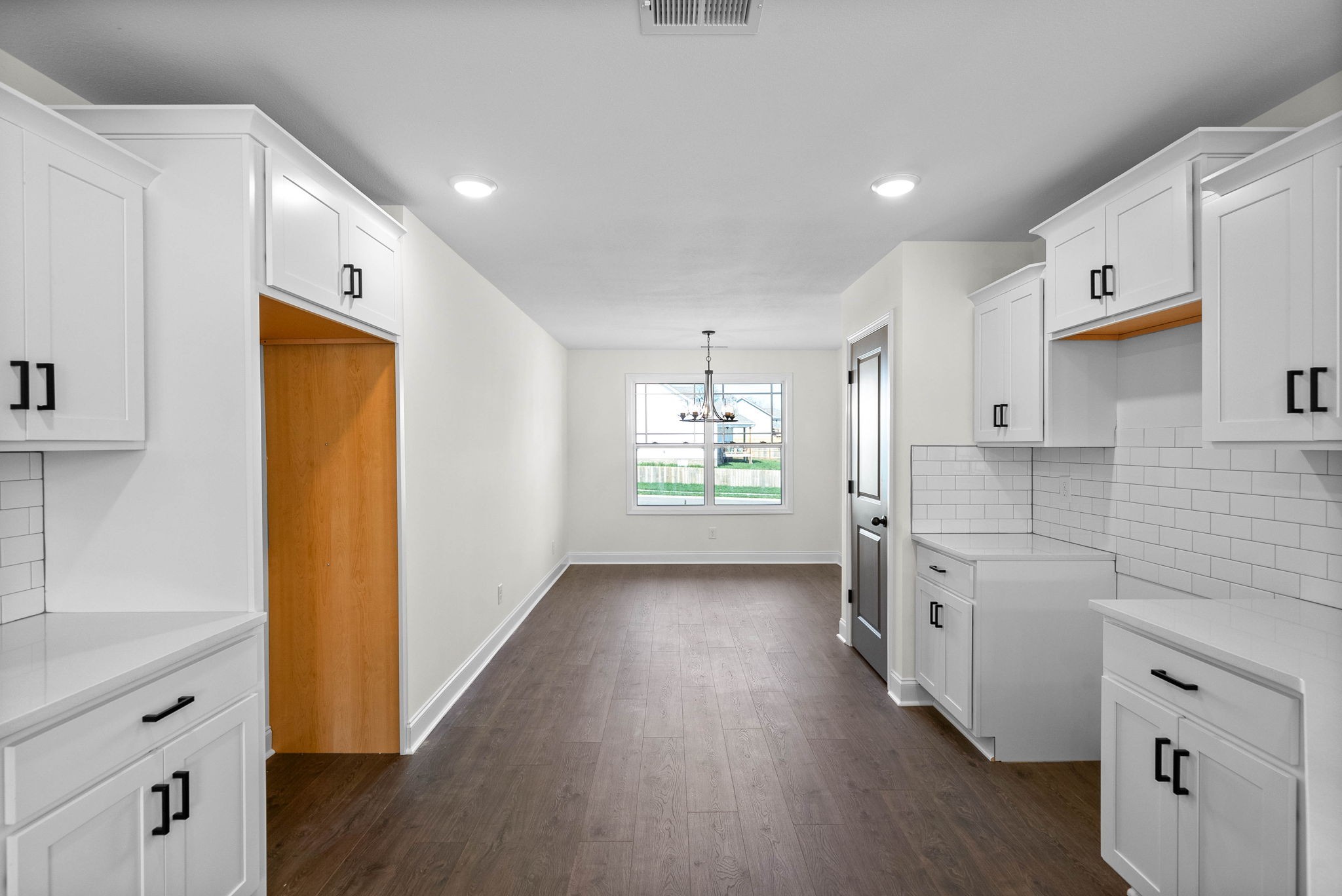1381 Harmon Lane Property Photo 11