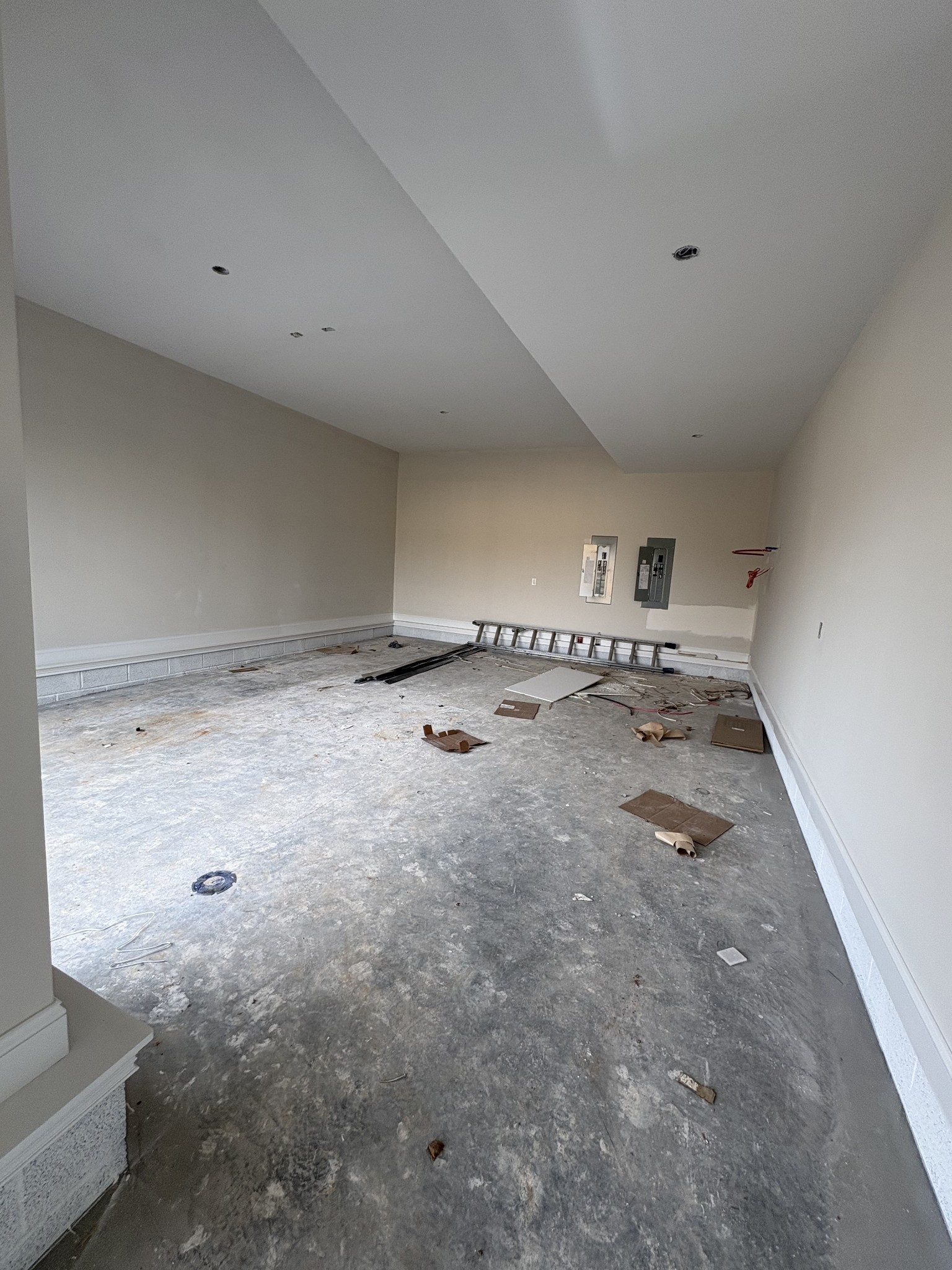 1135 Gholson Road Property Photo 4