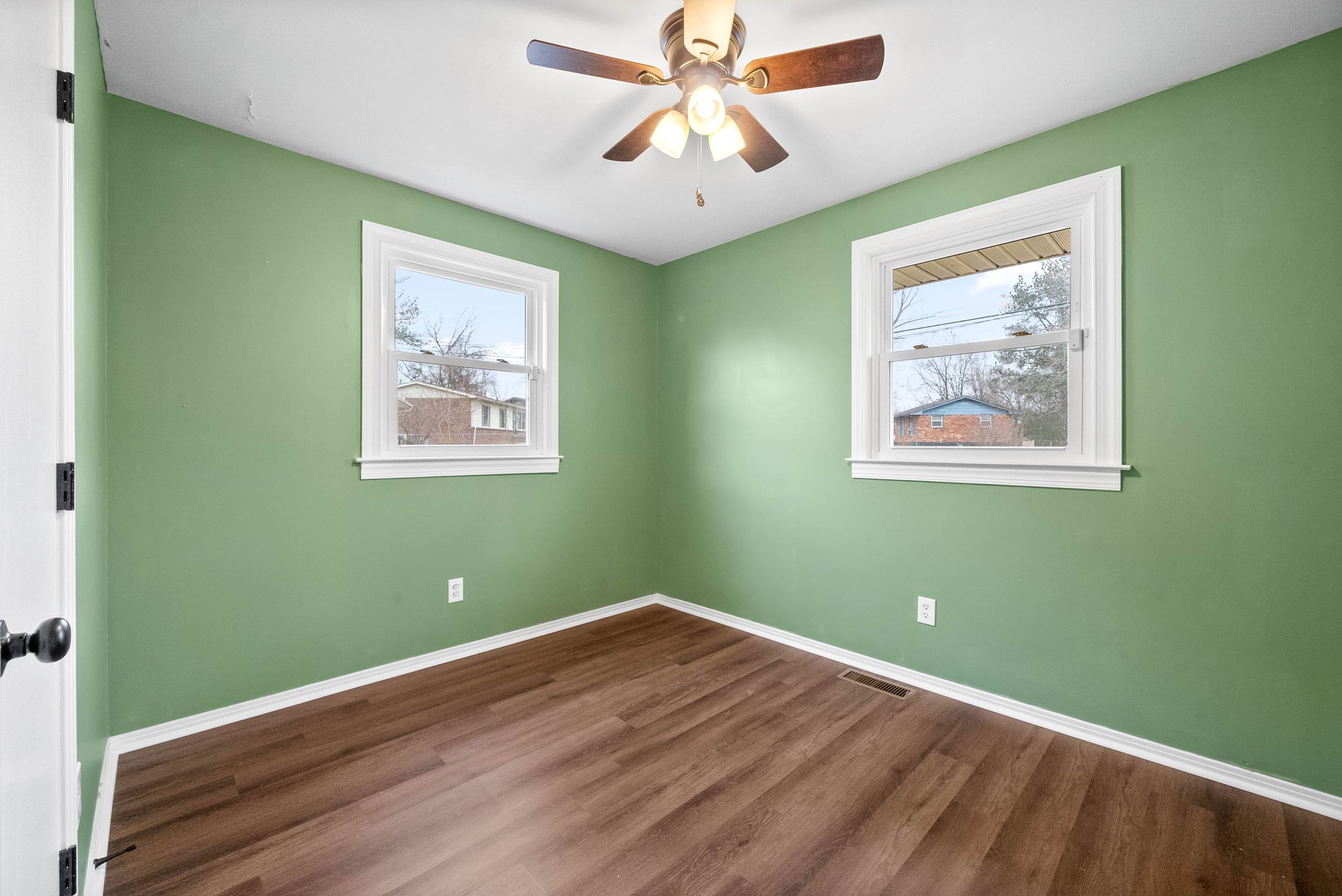 617 Evergreen Park Drive Property Photo 17