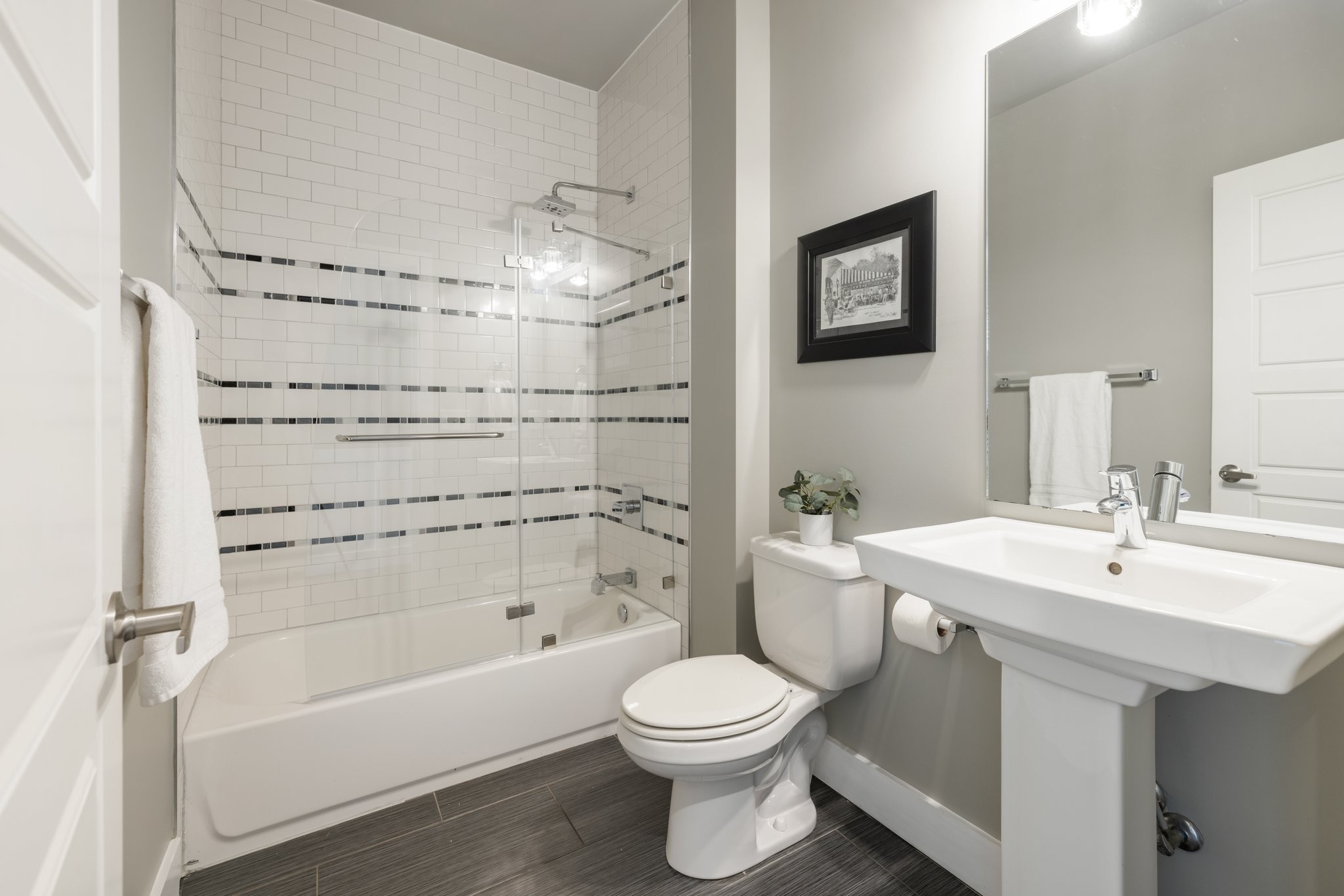 604b Hume Street Property Photo 22