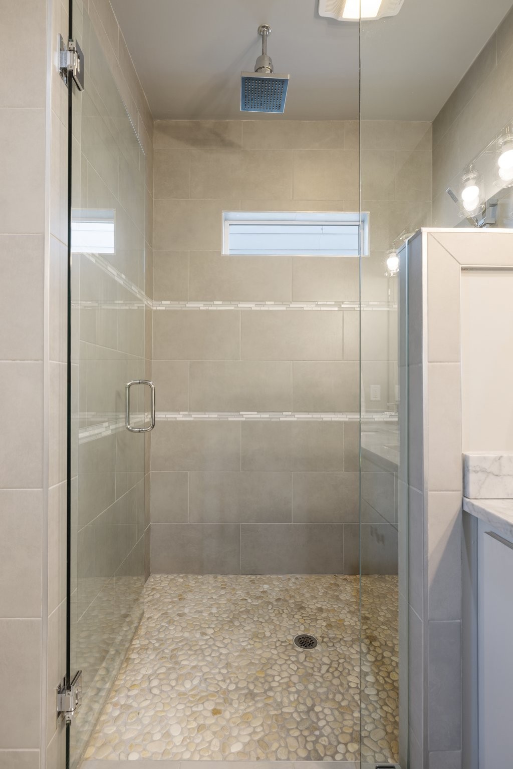 604b Hume Street Property Photo 56
