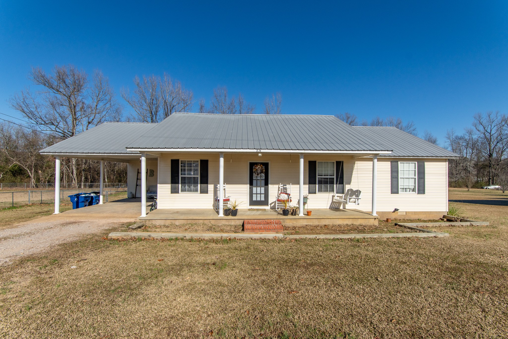 250 Pauline Dr Property Photo