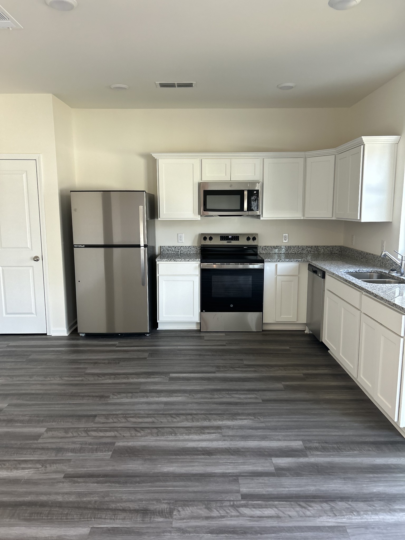 2019 Sellerback Way Property Photo 6