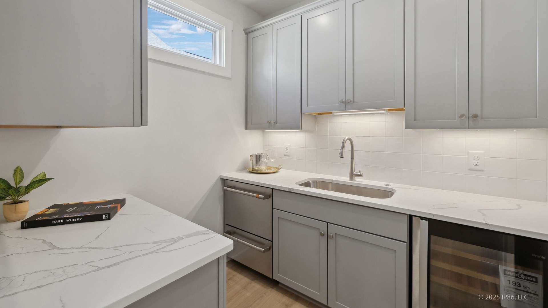 416 Gooding Blvd Property Photo 11