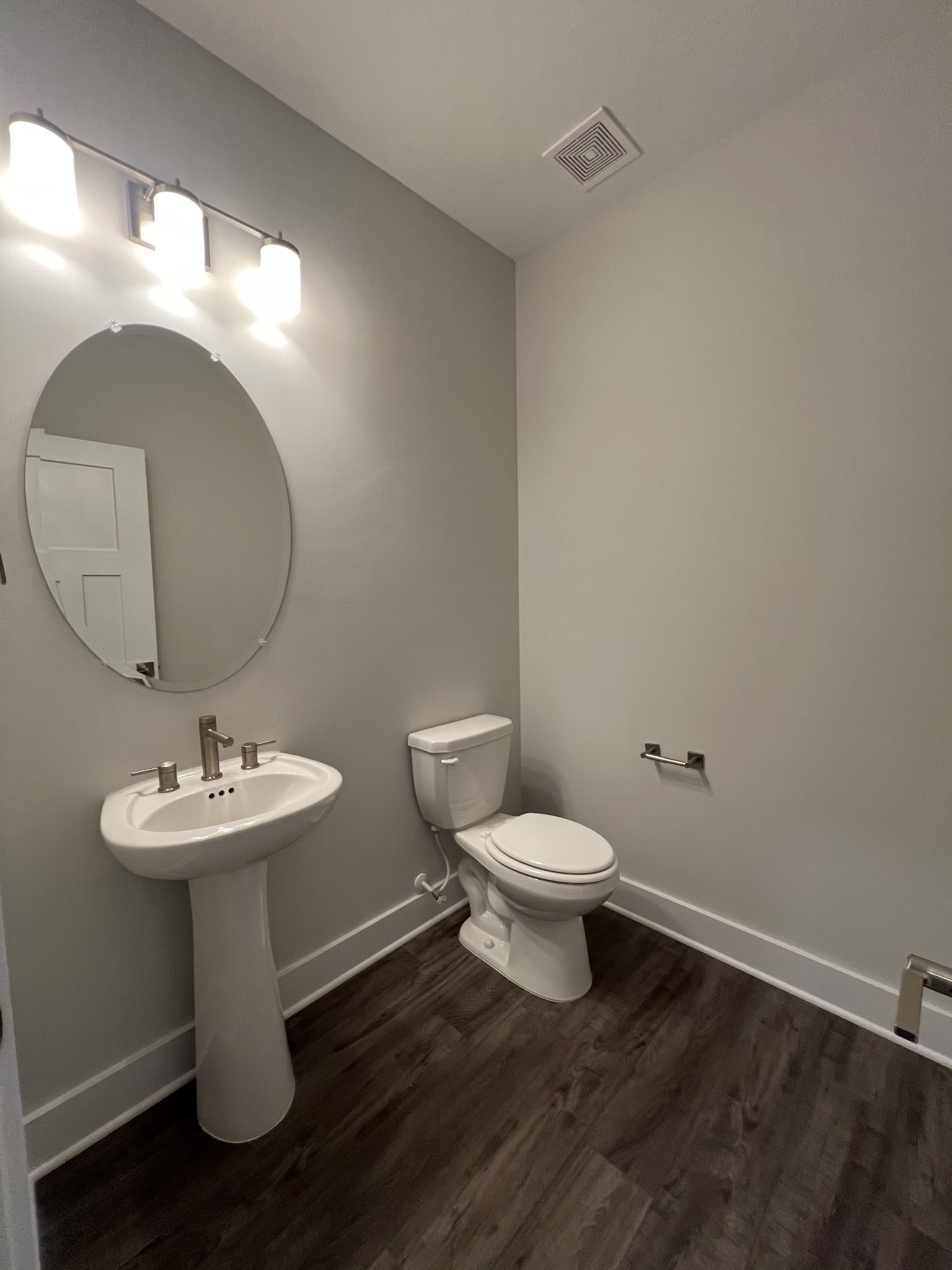 205 Sugar Berry Court East Property Photo 9