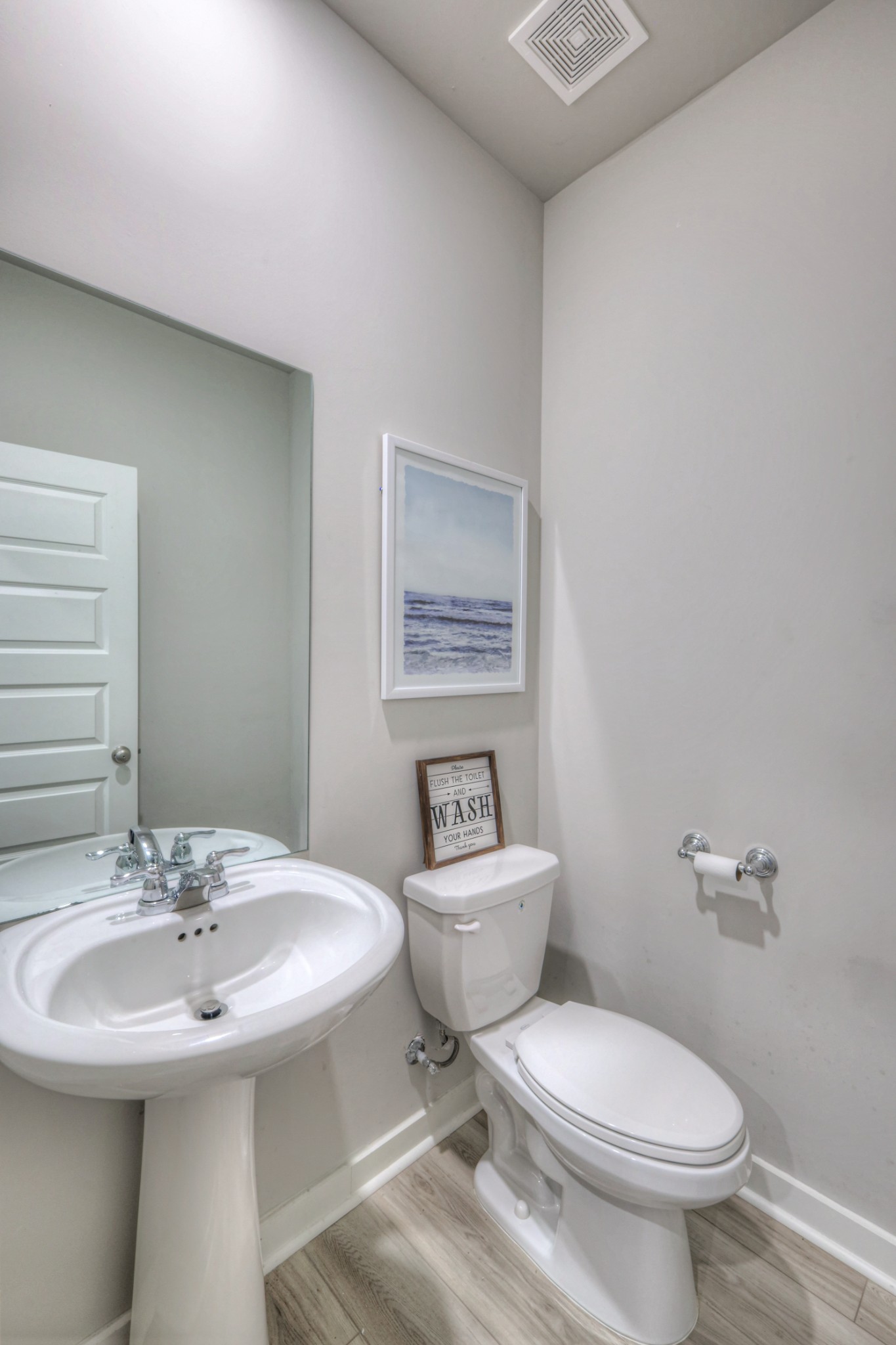184 Gulfstream Dr Property Photo 5