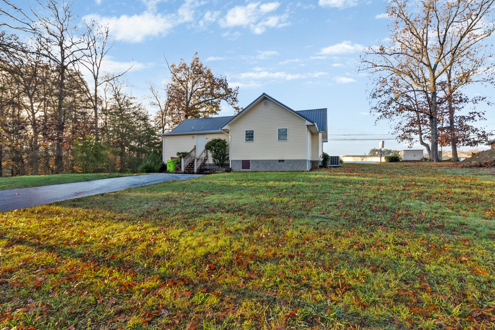 129 Walker Hill St Property Photo 16