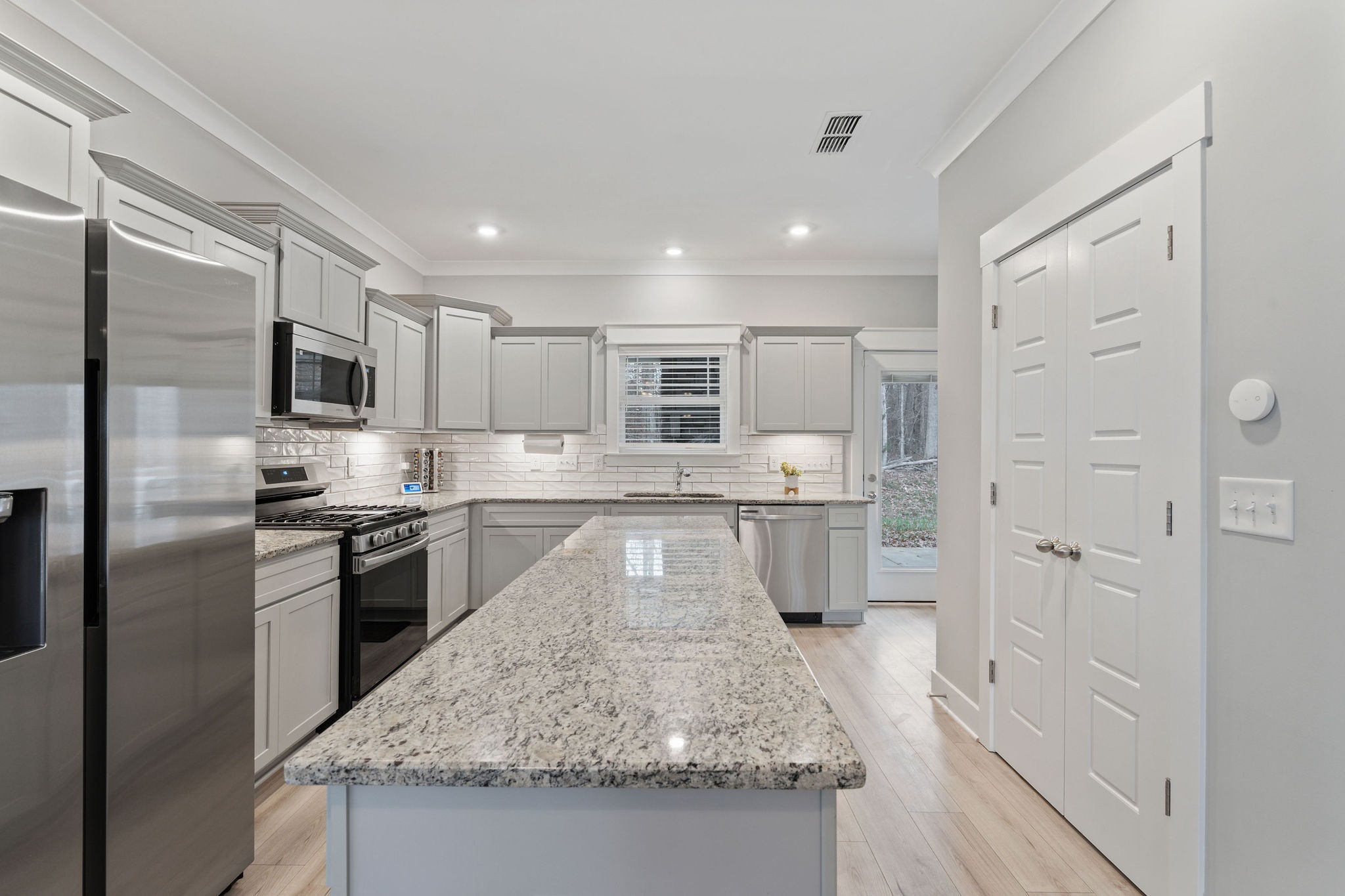 1454 Cotillion Dr Property Photo 12