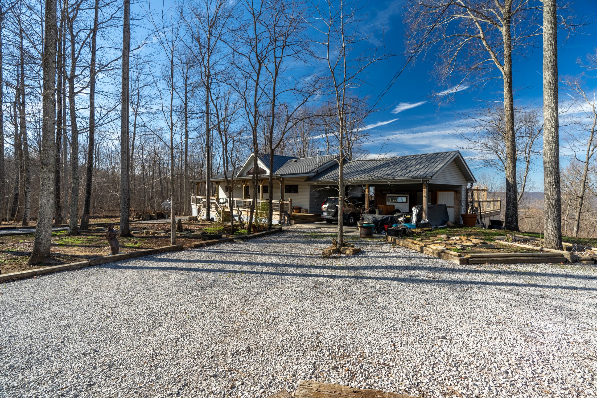 750 Woodland Trl Property Photo 3