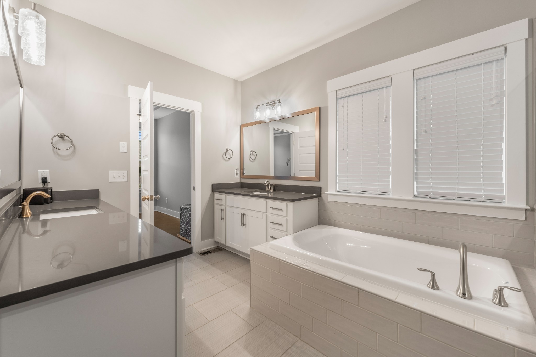 1816 Apperley Dr Property Photo 22