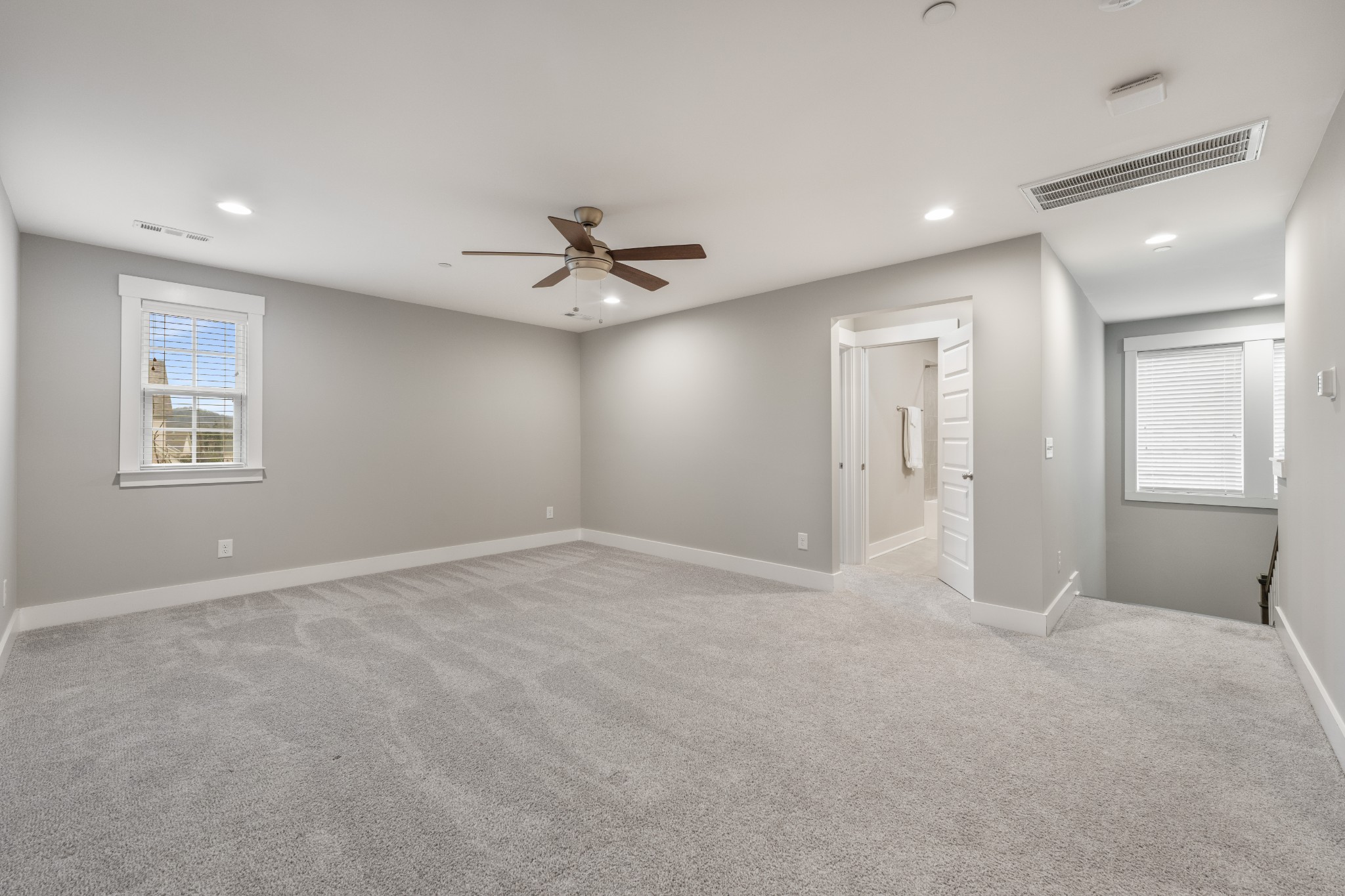 1816 Apperley Dr Property Photo 35