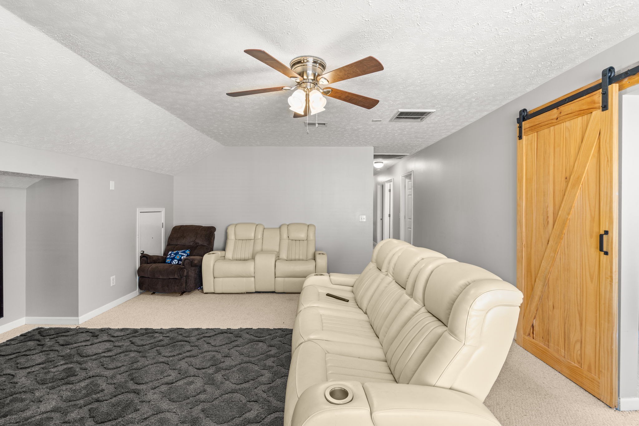 4732 Indian Summer Dr Property Photo 15