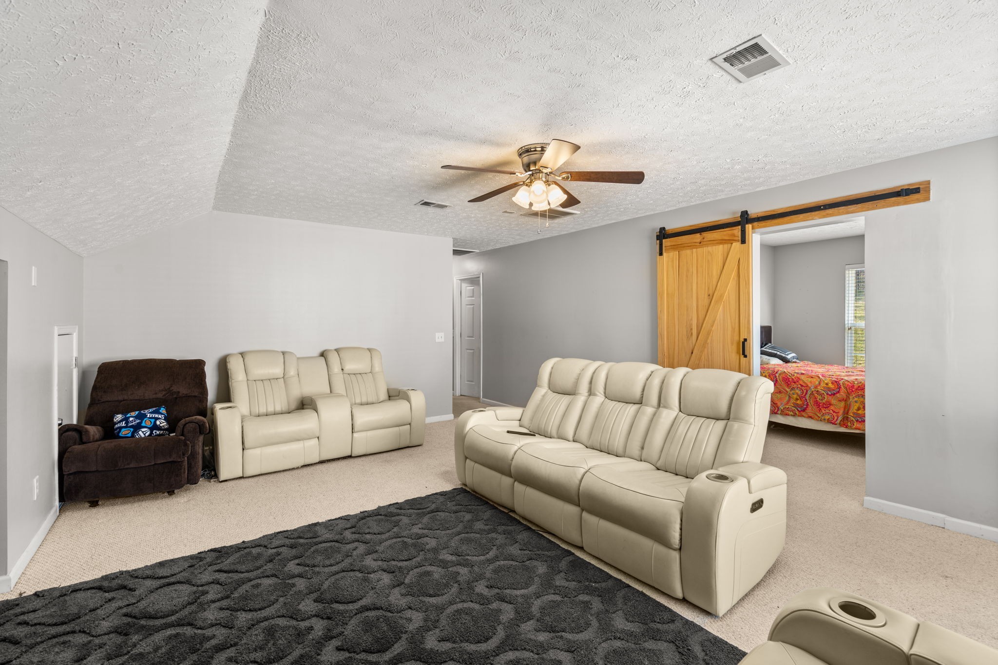 4732 Indian Summer Dr Property Photo 16