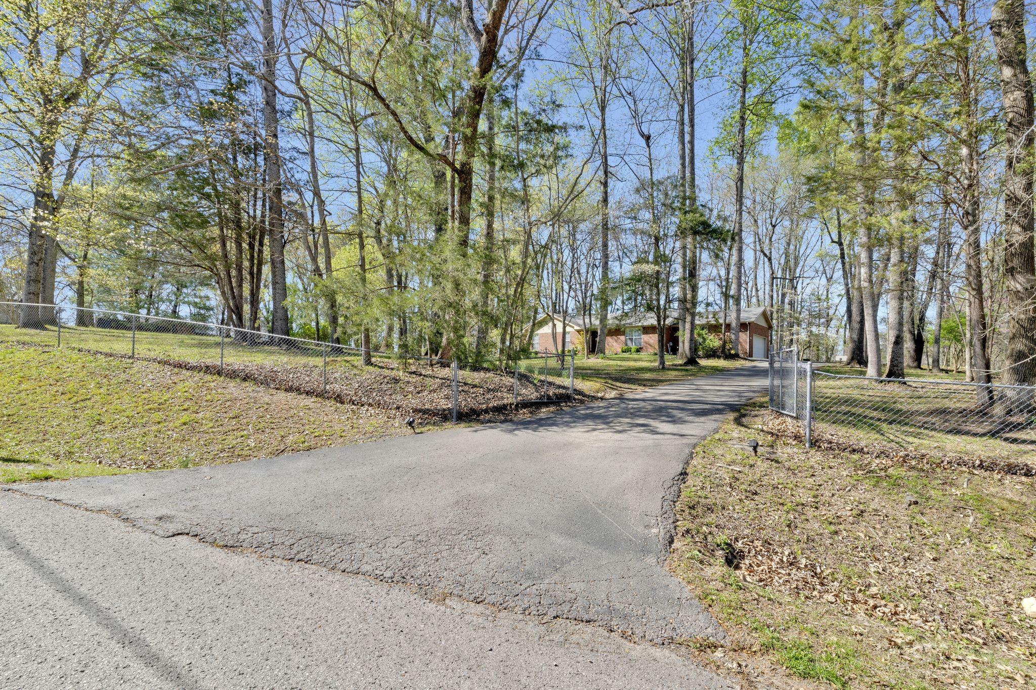 7115 Littlejohn Ln Property Photo 16