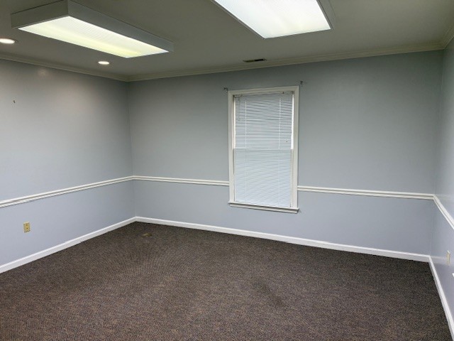 2120 N Jackson St Property Photo 5