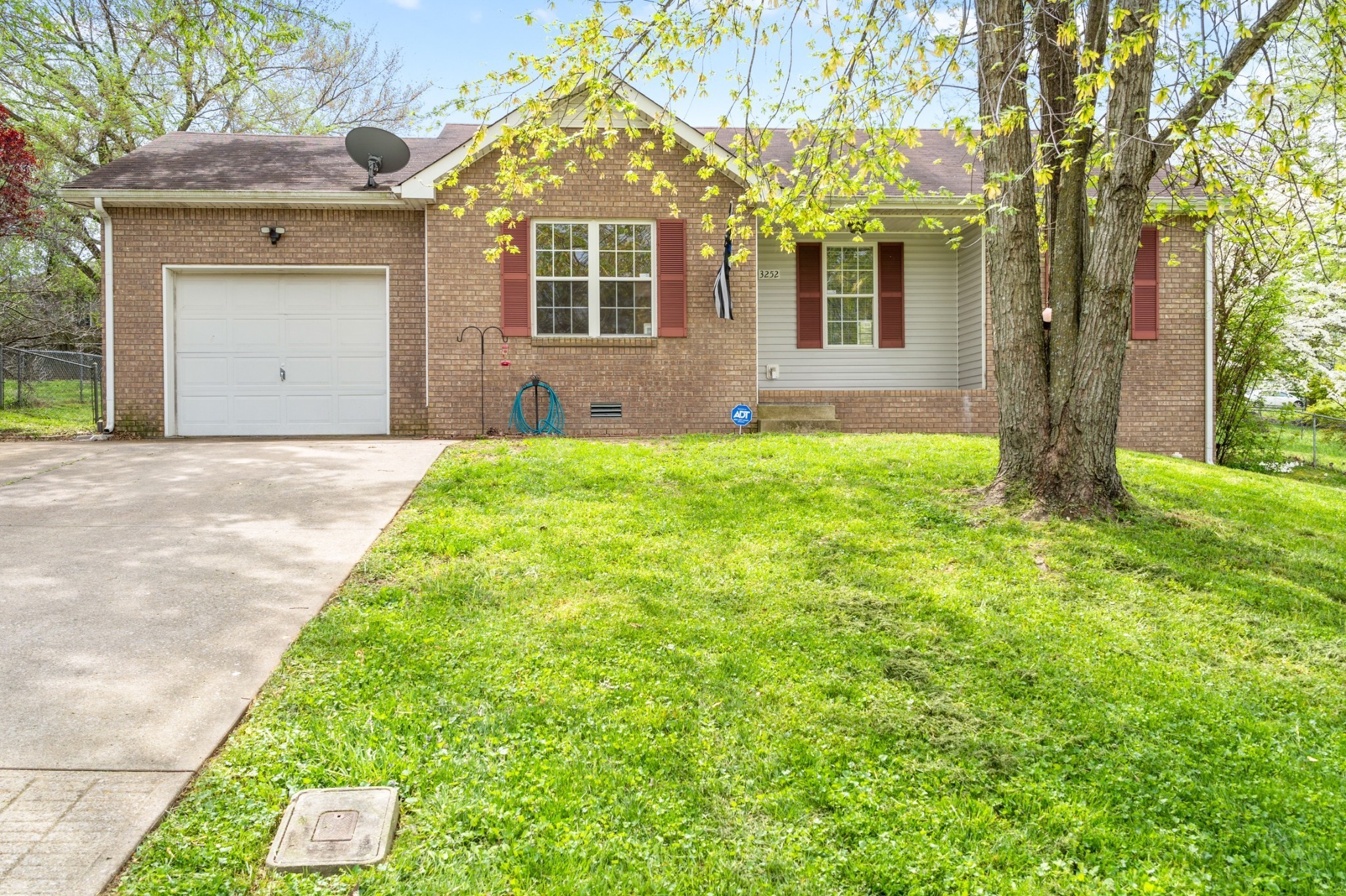 3252 N Senseney Cir Property Photo