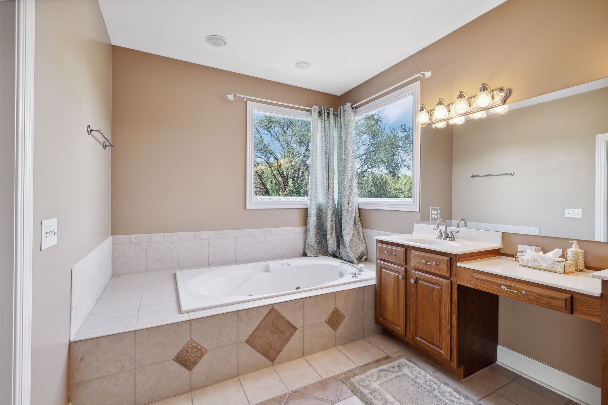 5858 Cloverland Dr Property Photo 38