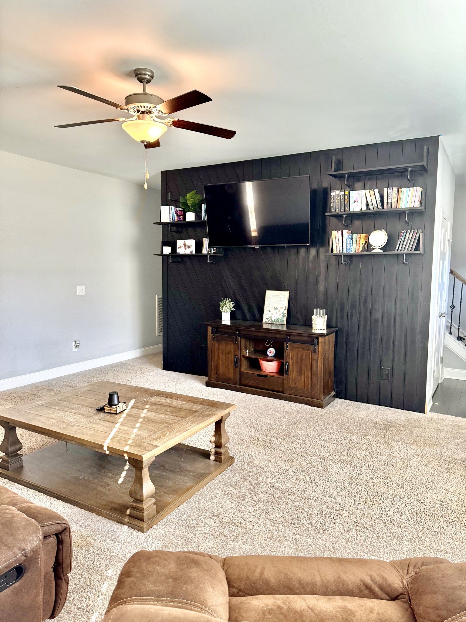 1629 Summit Rdg Property Photo 6