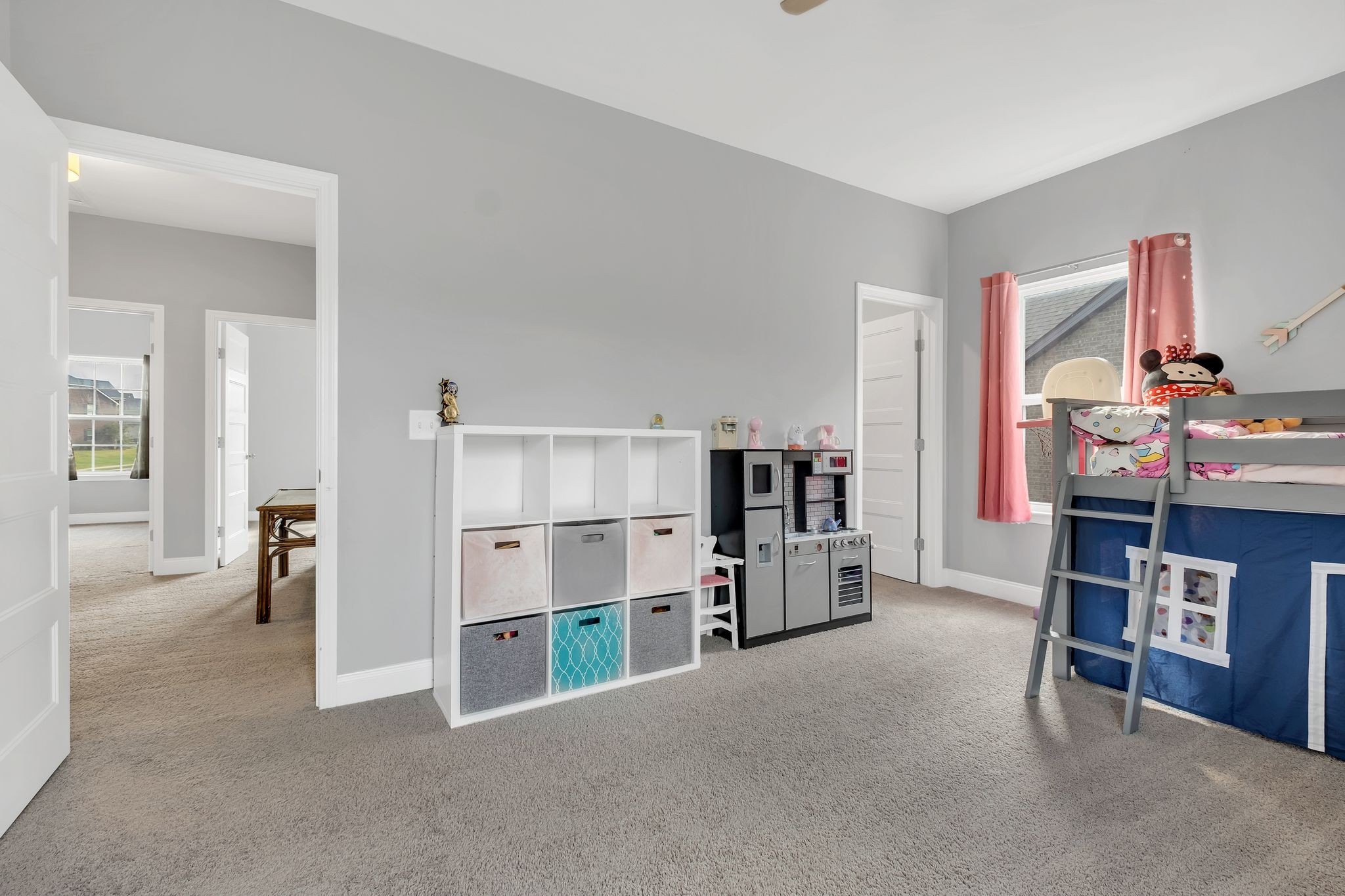 1629 Summit Rdg Property Photo 18