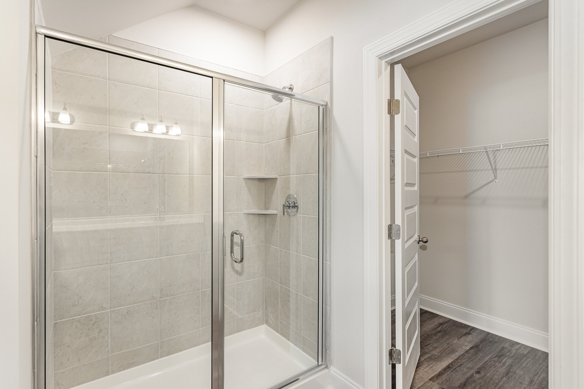 2505 Ashebrooke Court Property Photo 12