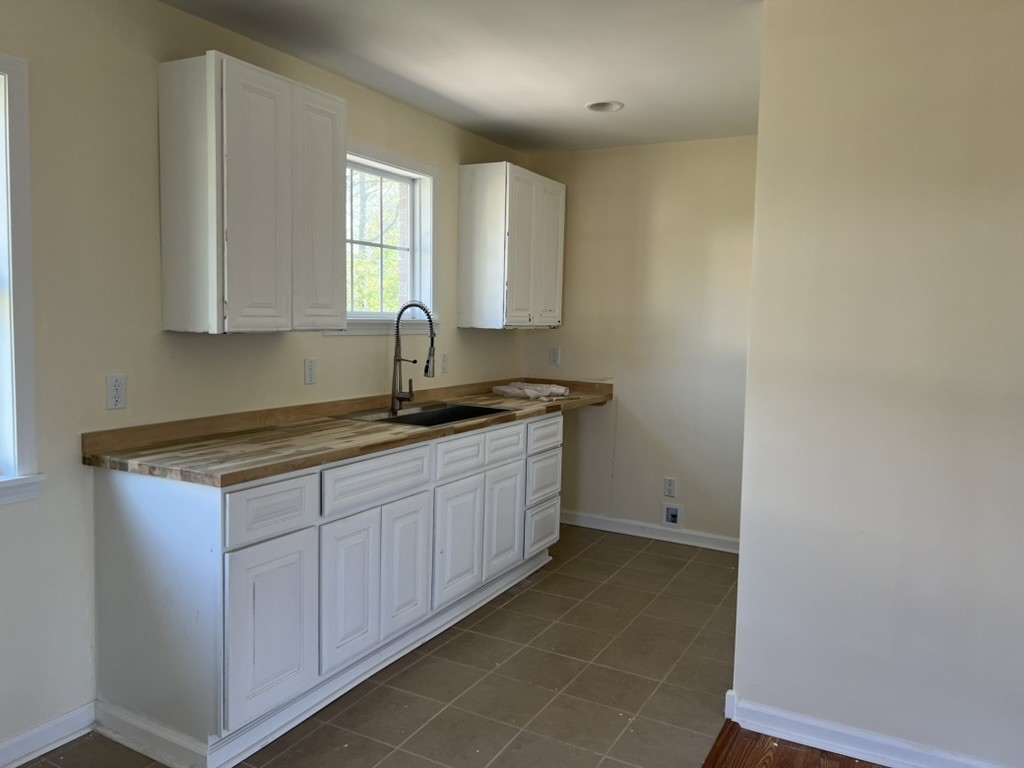 604 Jefferson St, E Property Photo 5