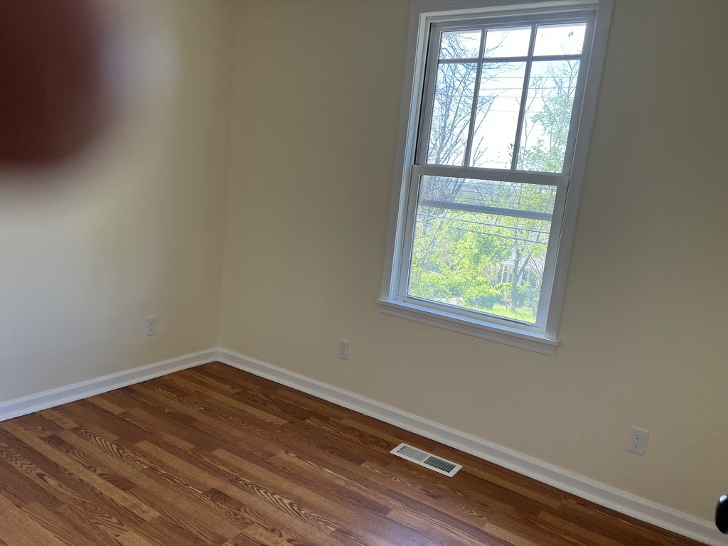604 Jefferson St, E Property Photo 14