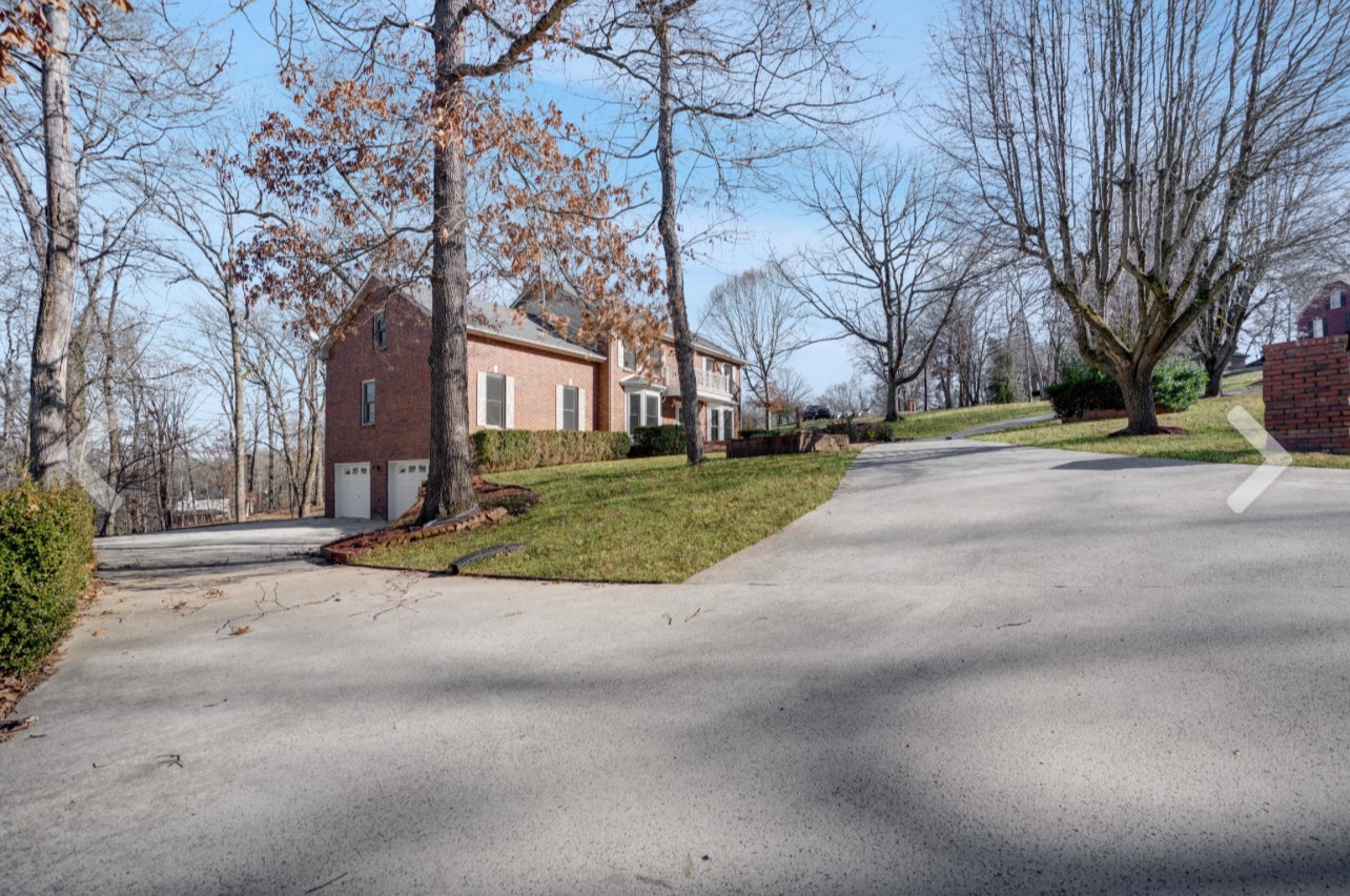 2703 Wakefield Dr Property Photo 5