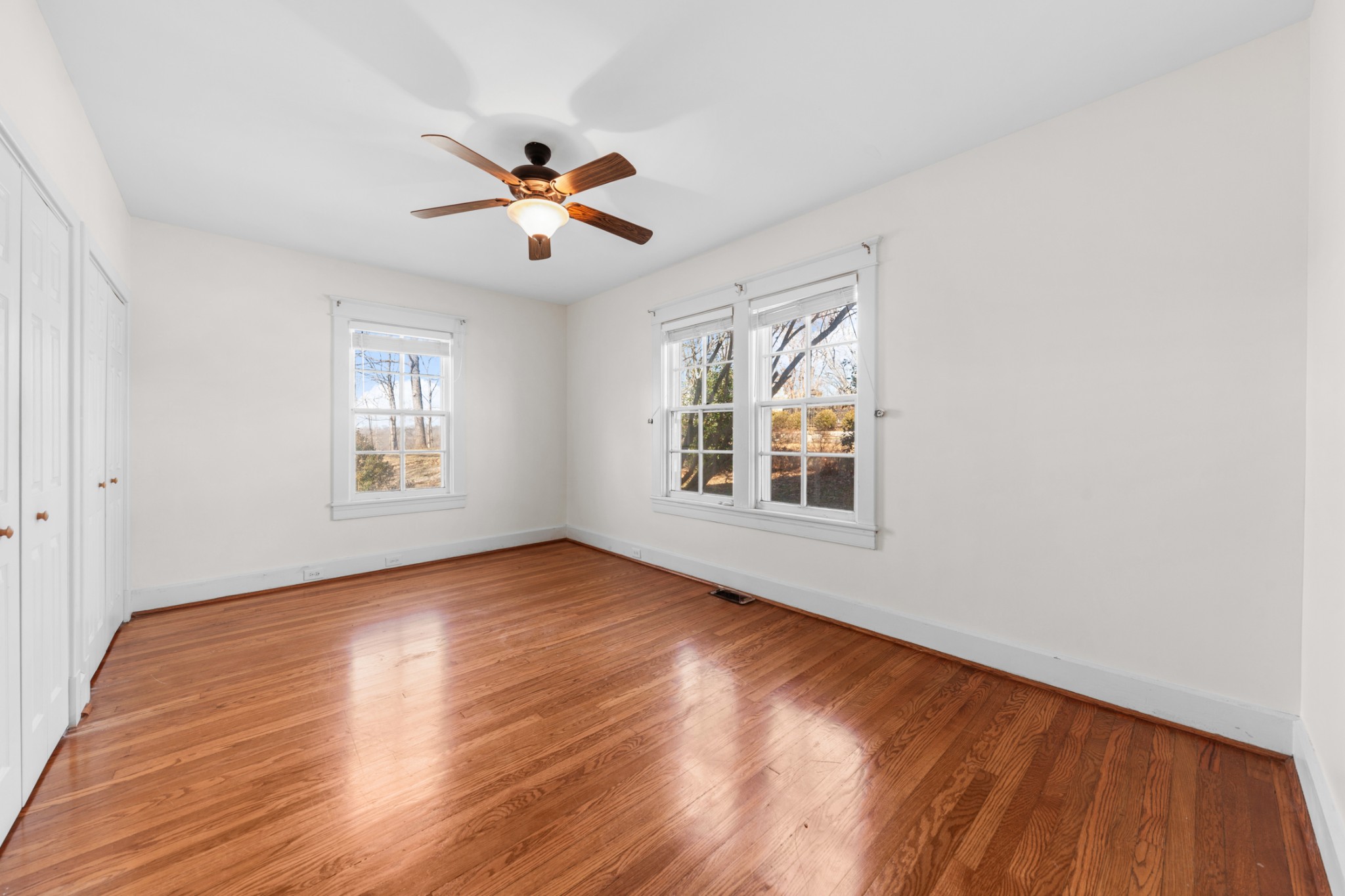 220 Rose St Property Photo 16