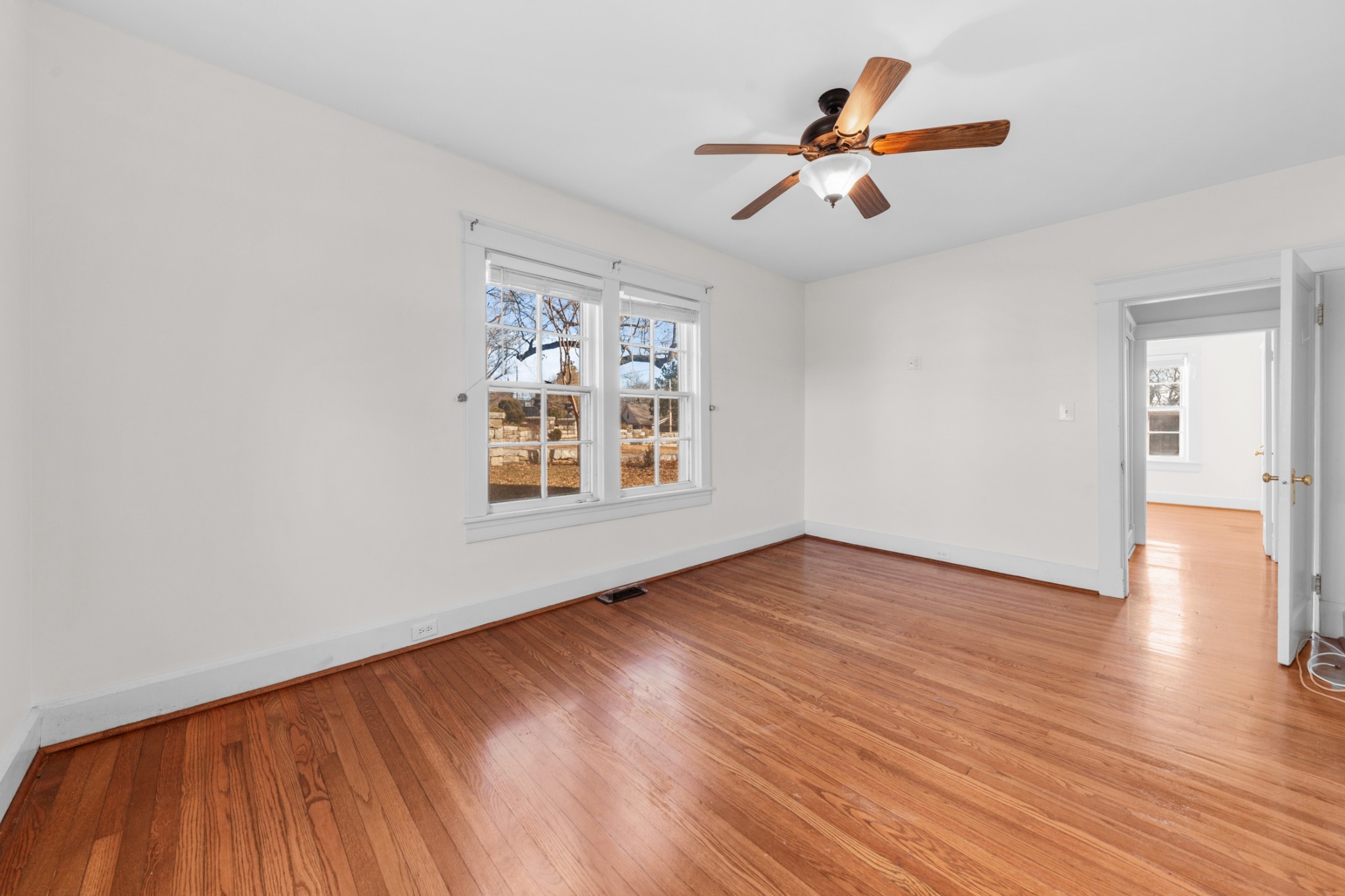 220 Rose St Property Photo 17