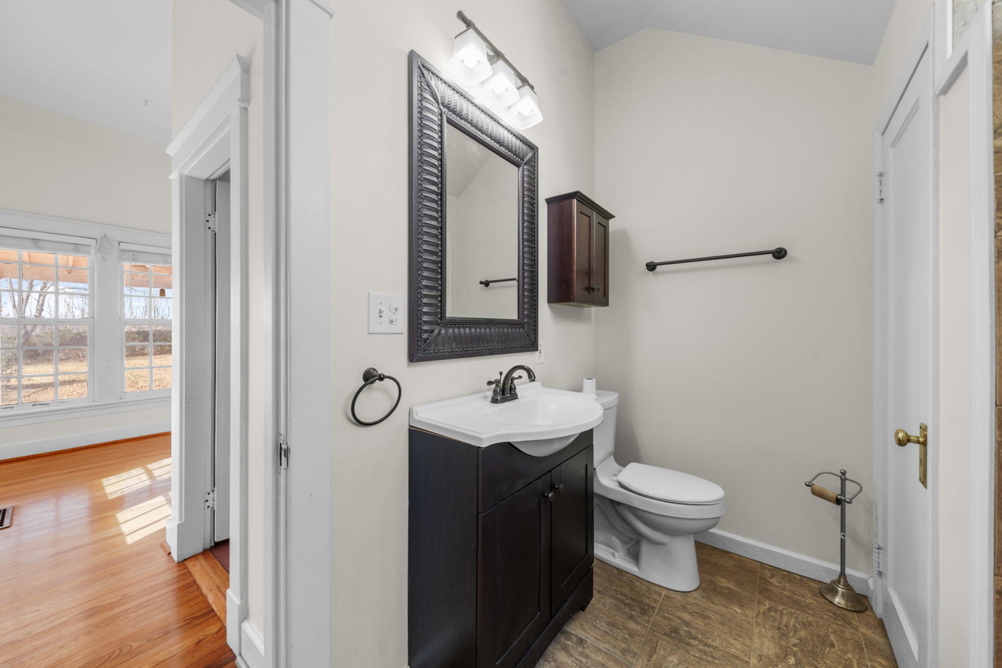 220 Rose St Property Photo 40