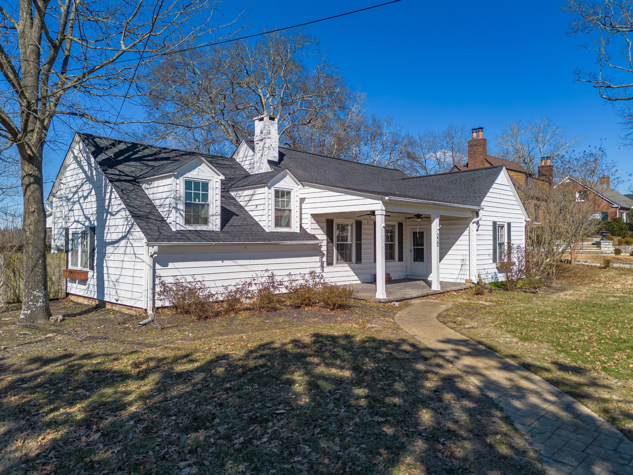 220 Rose St Property Photo 48