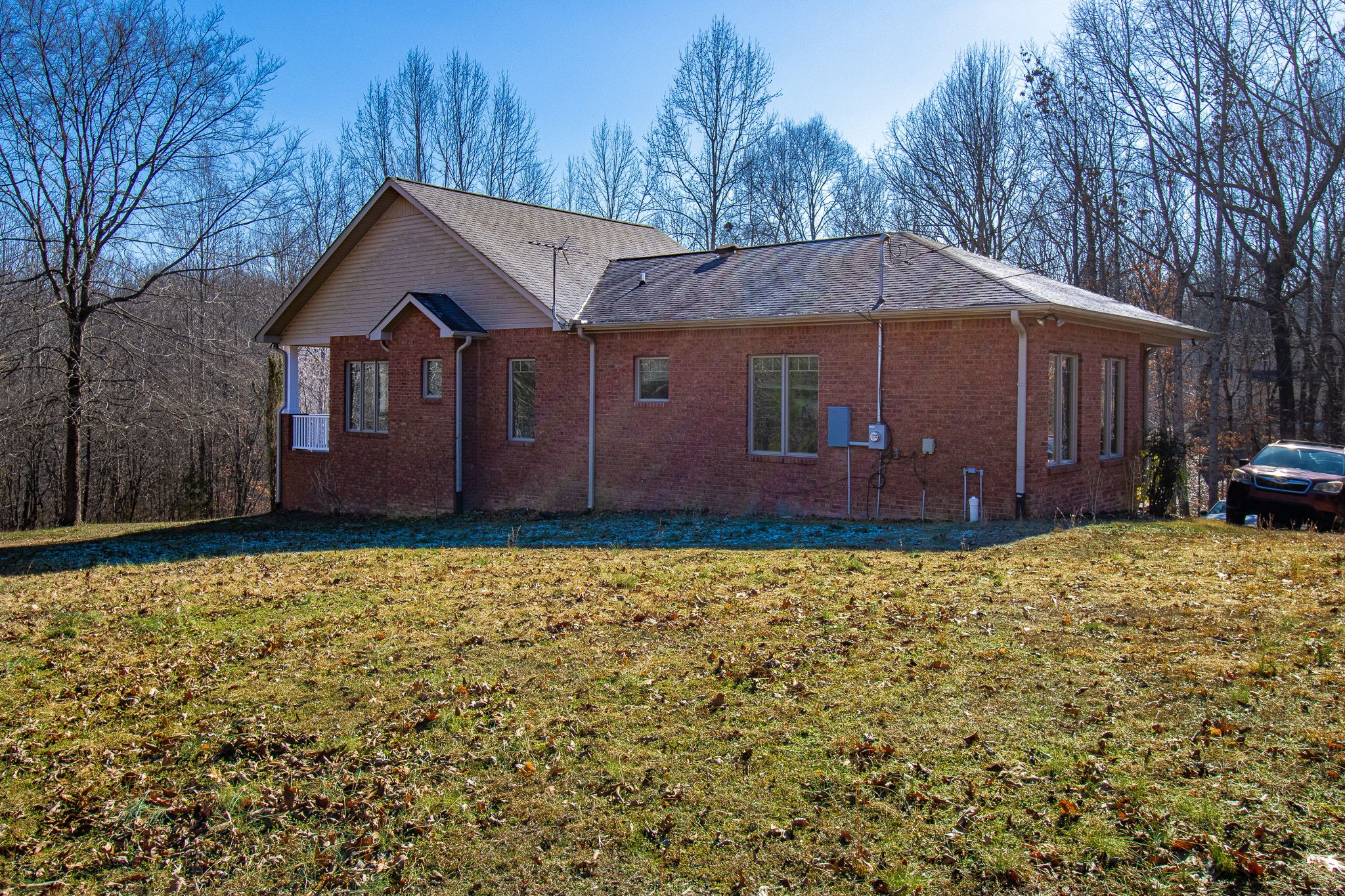 2294 Daniels Rd Property Photo 4