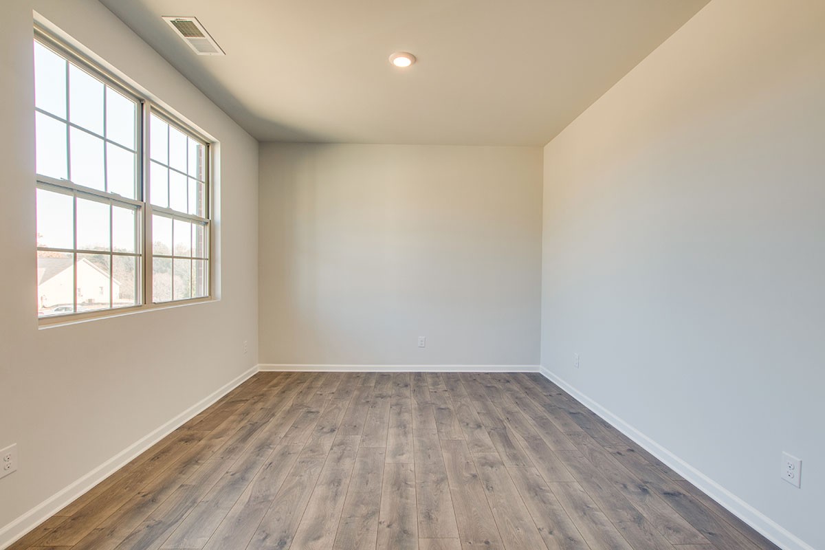 1263 Linn Cove Court Property Photo 6