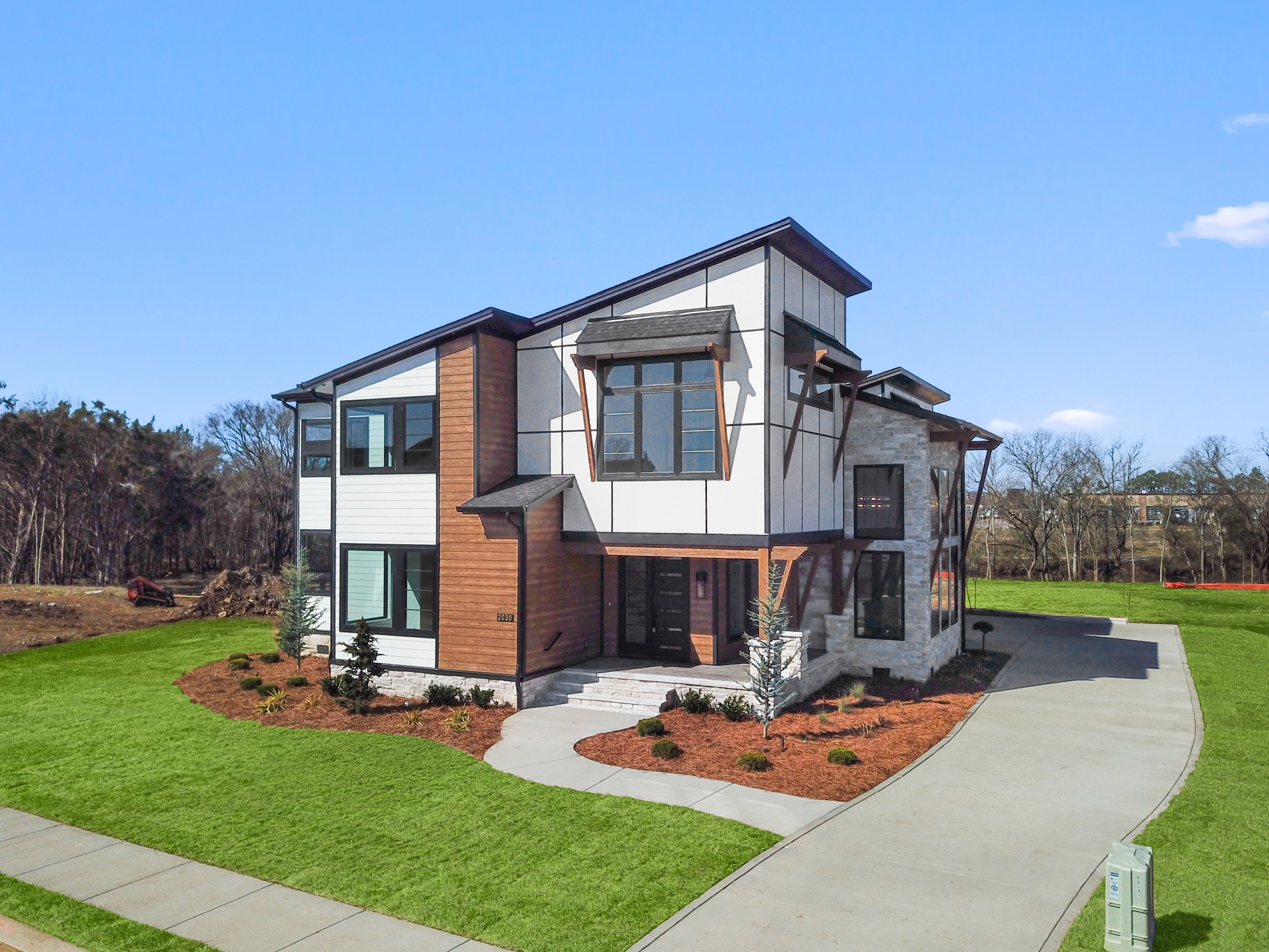 2030 Queenie Johns Drive Property Photo 1