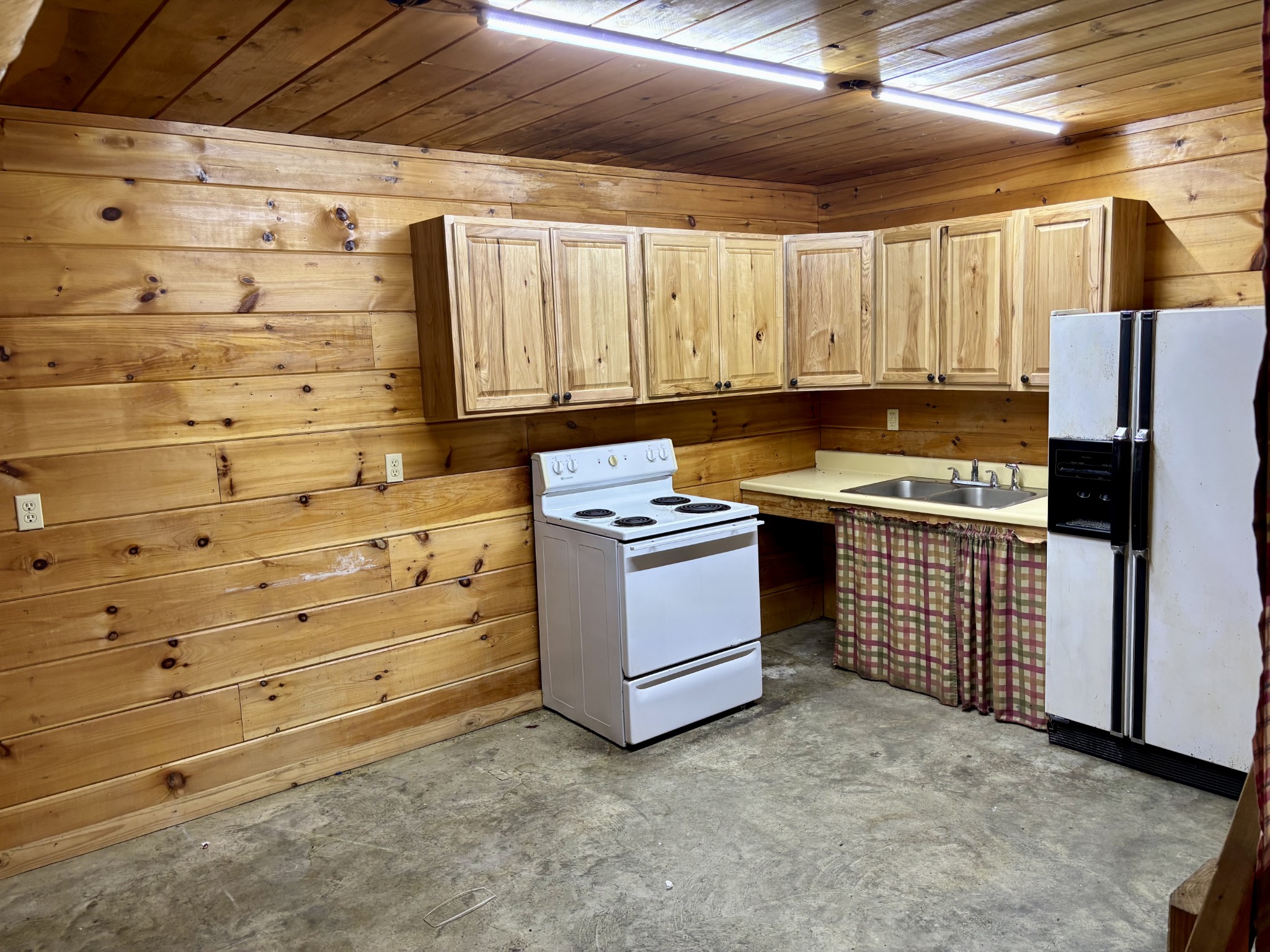 519 Turnpike Rd Property Photo 8